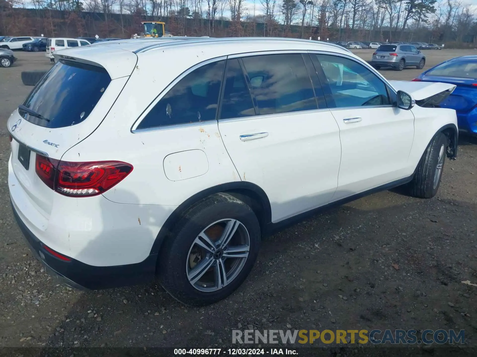 4 Photograph of a damaged car WDC0G8EBXLF750084 MERCEDES-BENZ GLC 300 2020