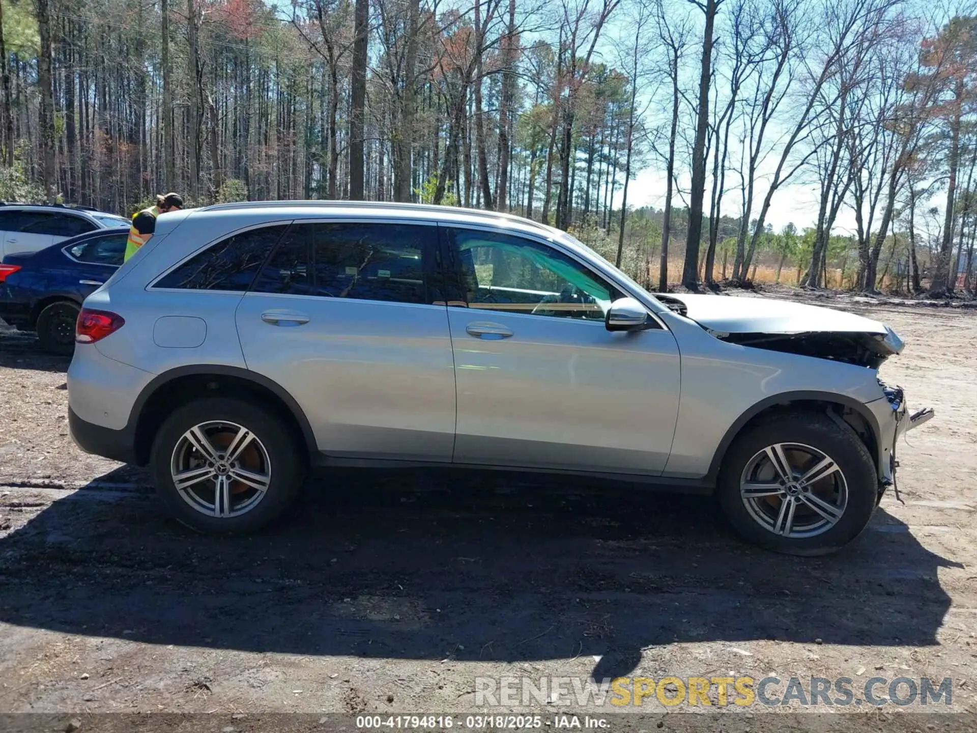 13 Photograph of a damaged car W1N0G8DB0MF912936 MERCEDES-BENZ GLC 300 2021