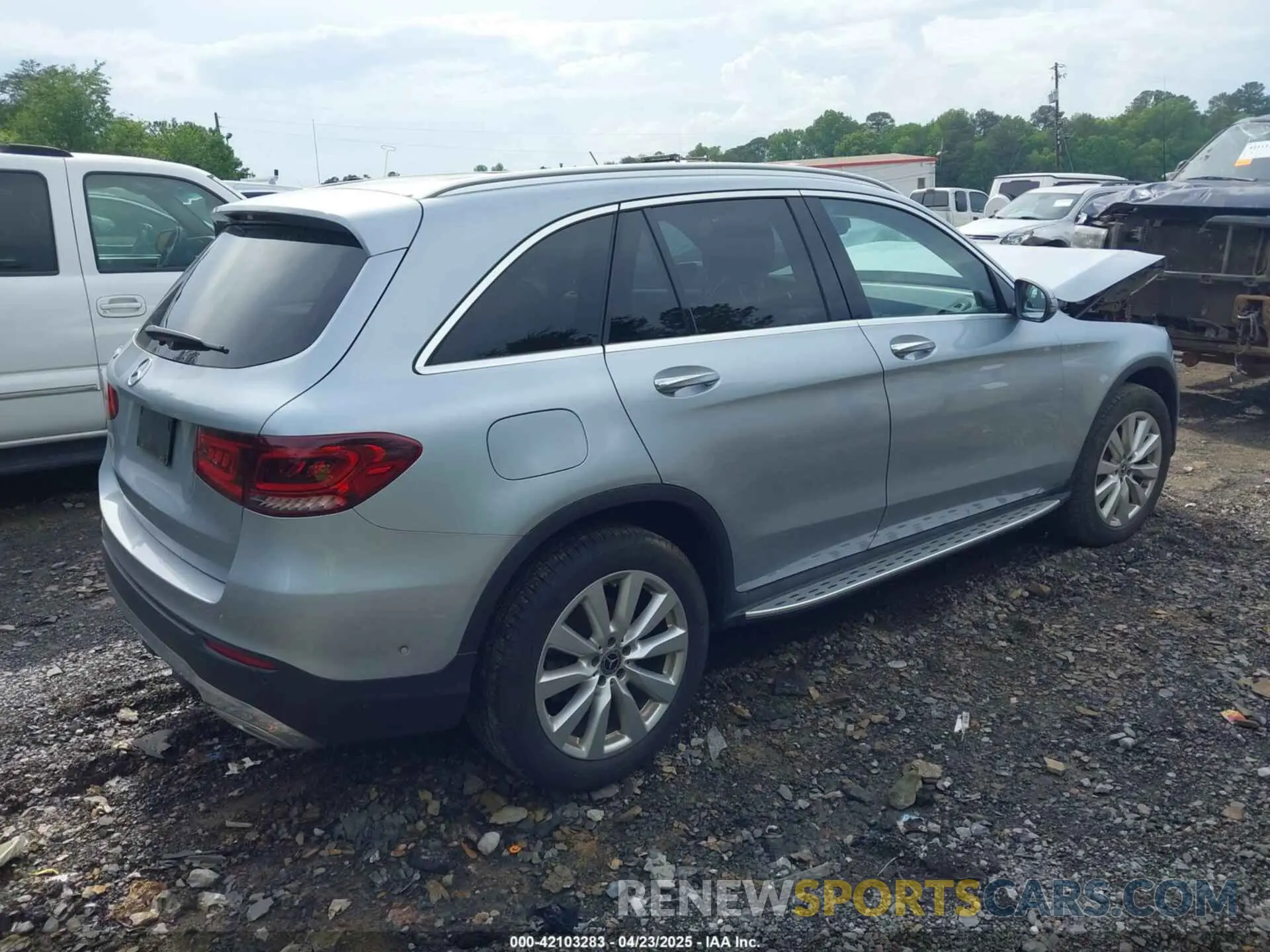 4 Photograph of a damaged car W1N0G8DB3MF951309 MERCEDES-BENZ GLC 300 2021