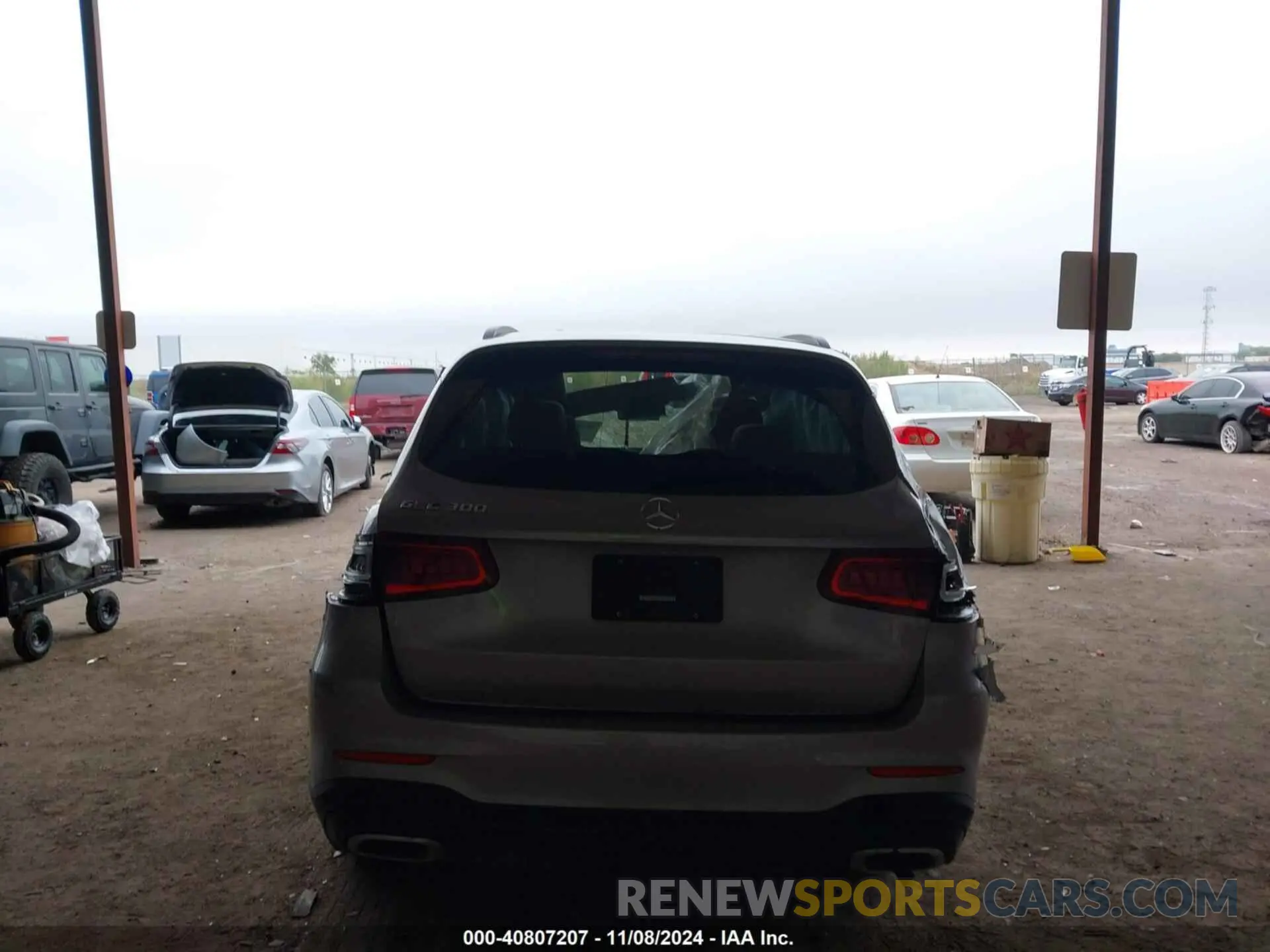 16 Photograph of a damaged car W1N0G8DB3MV310862 MERCEDES-BENZ GLC 300 2021