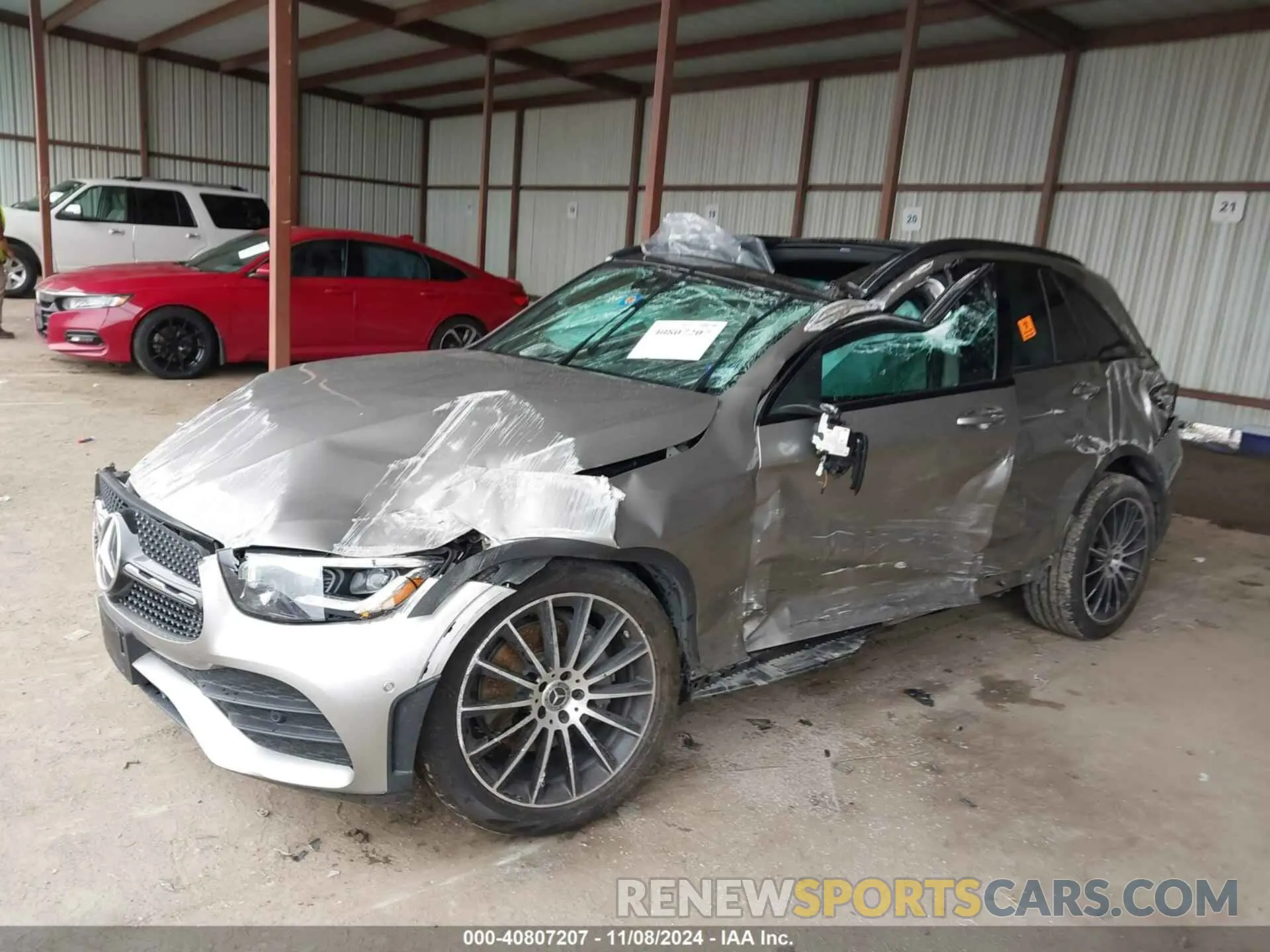 2 Photograph of a damaged car W1N0G8DB3MV310862 MERCEDES-BENZ GLC 300 2021
