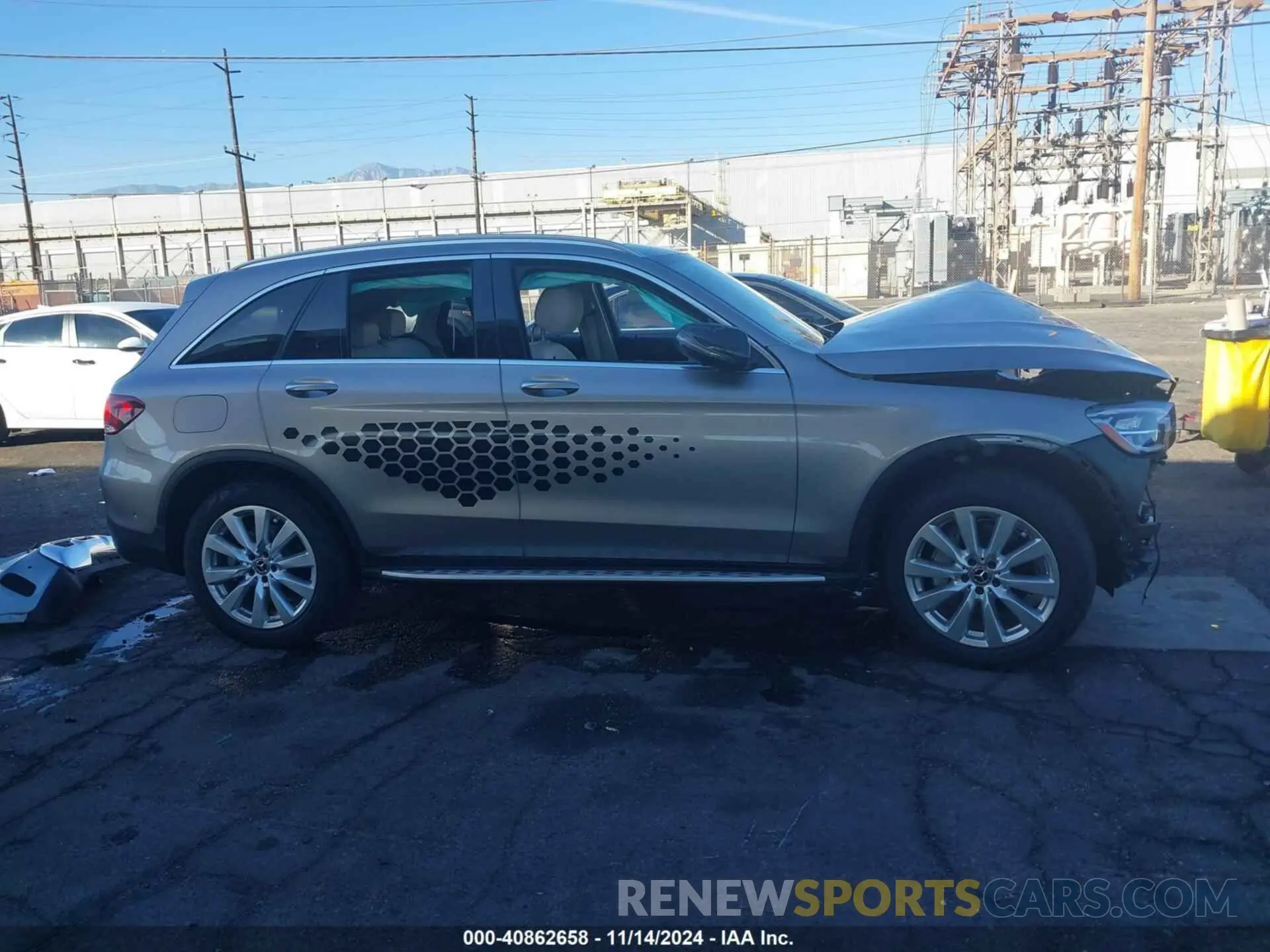 14 Photograph of a damaged car W1N0G8DB8MF892368 MERCEDES-BENZ GLC 300 2021