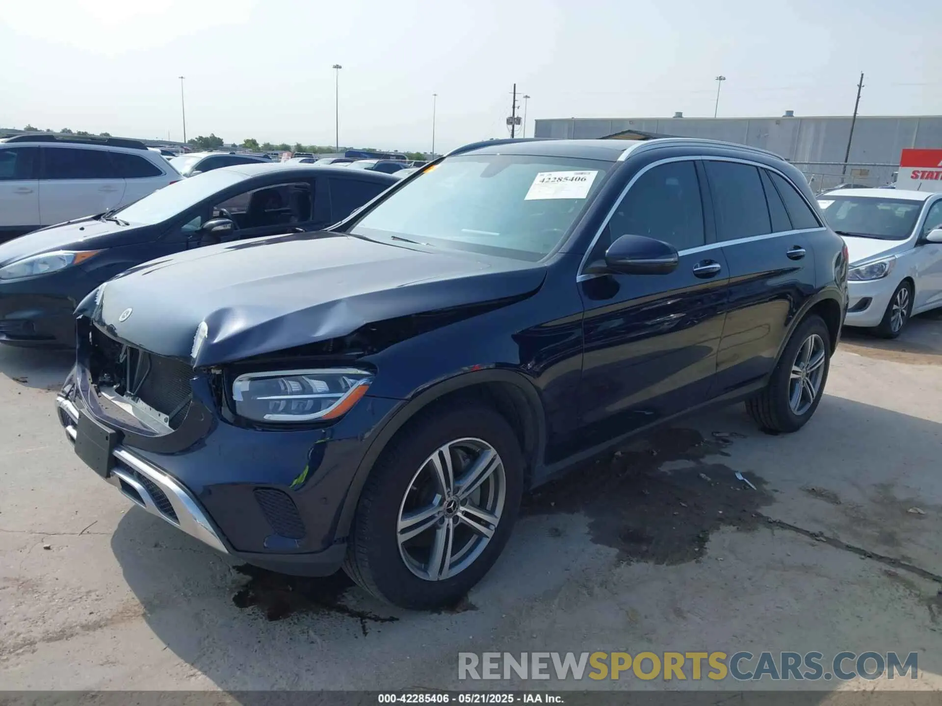 2 Photograph of a damaged car W1N0G8DB9MF880469 MERCEDES-BENZ GLC 300 2021