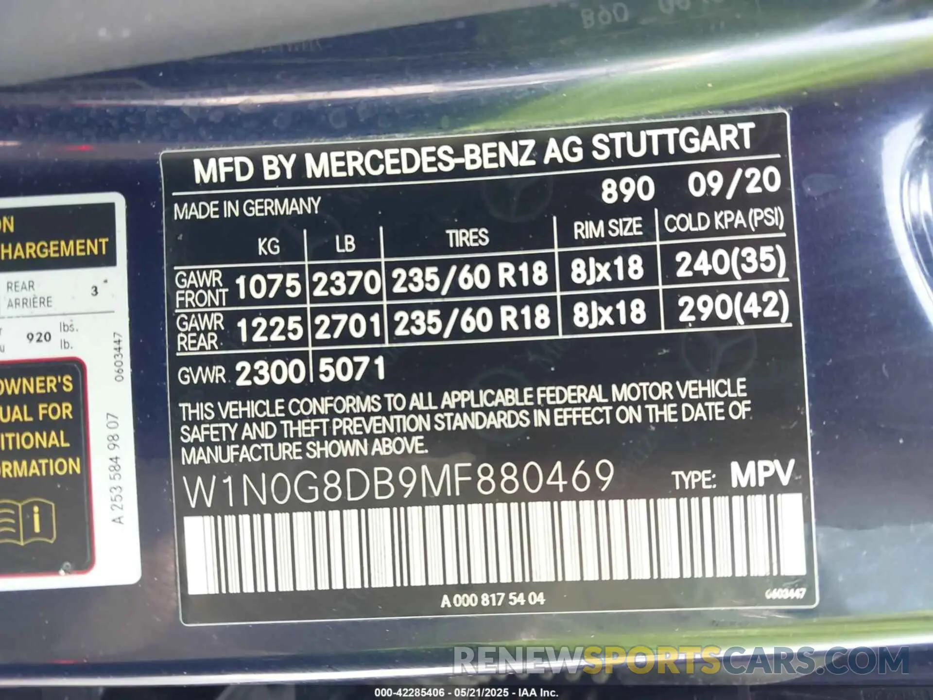 9 Photograph of a damaged car W1N0G8DB9MF880469 MERCEDES-BENZ GLC 300 2021