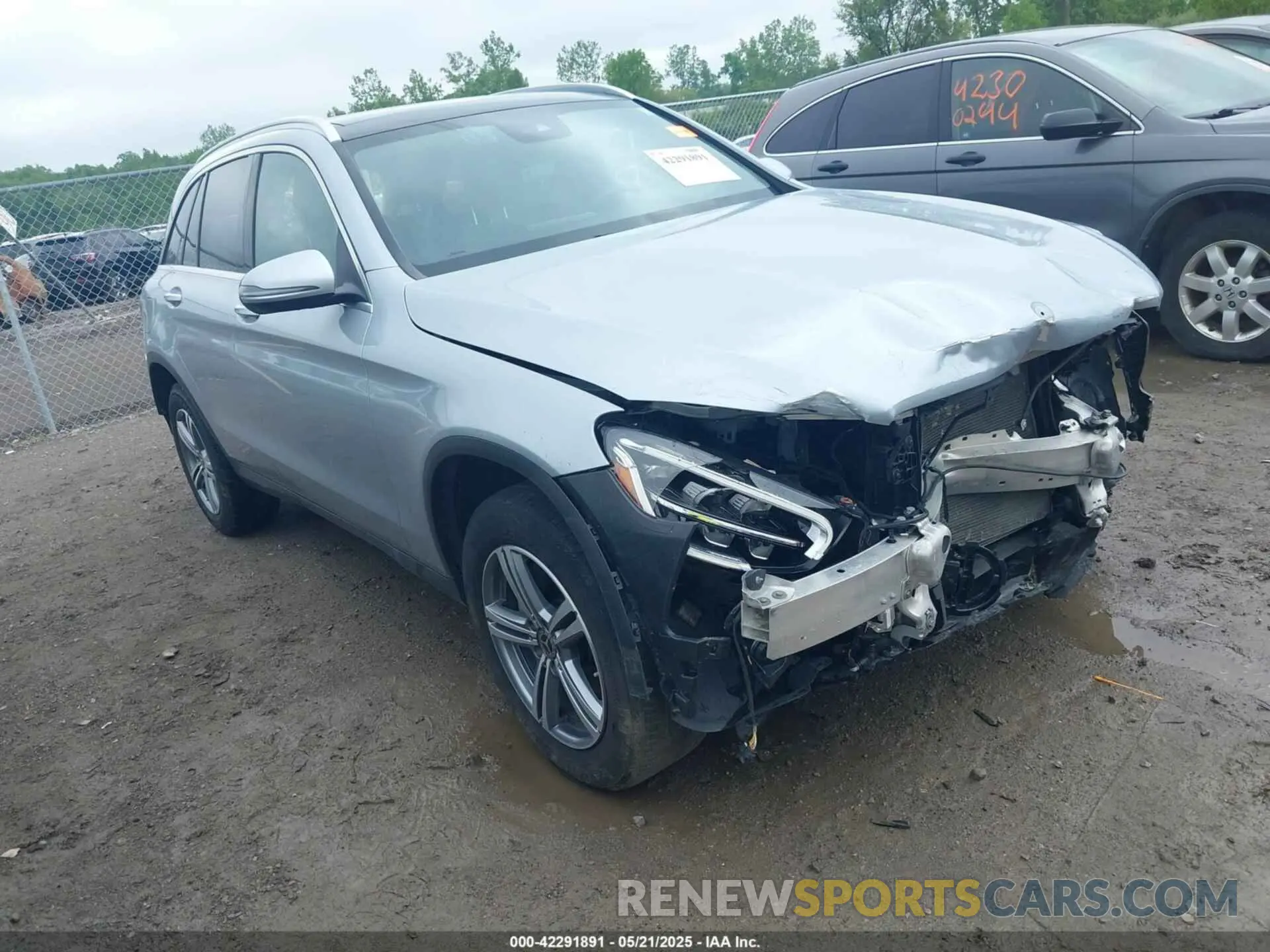1 Photograph of a damaged car W1N0G8EB0MF918170 MERCEDES-BENZ GLC 300 2021