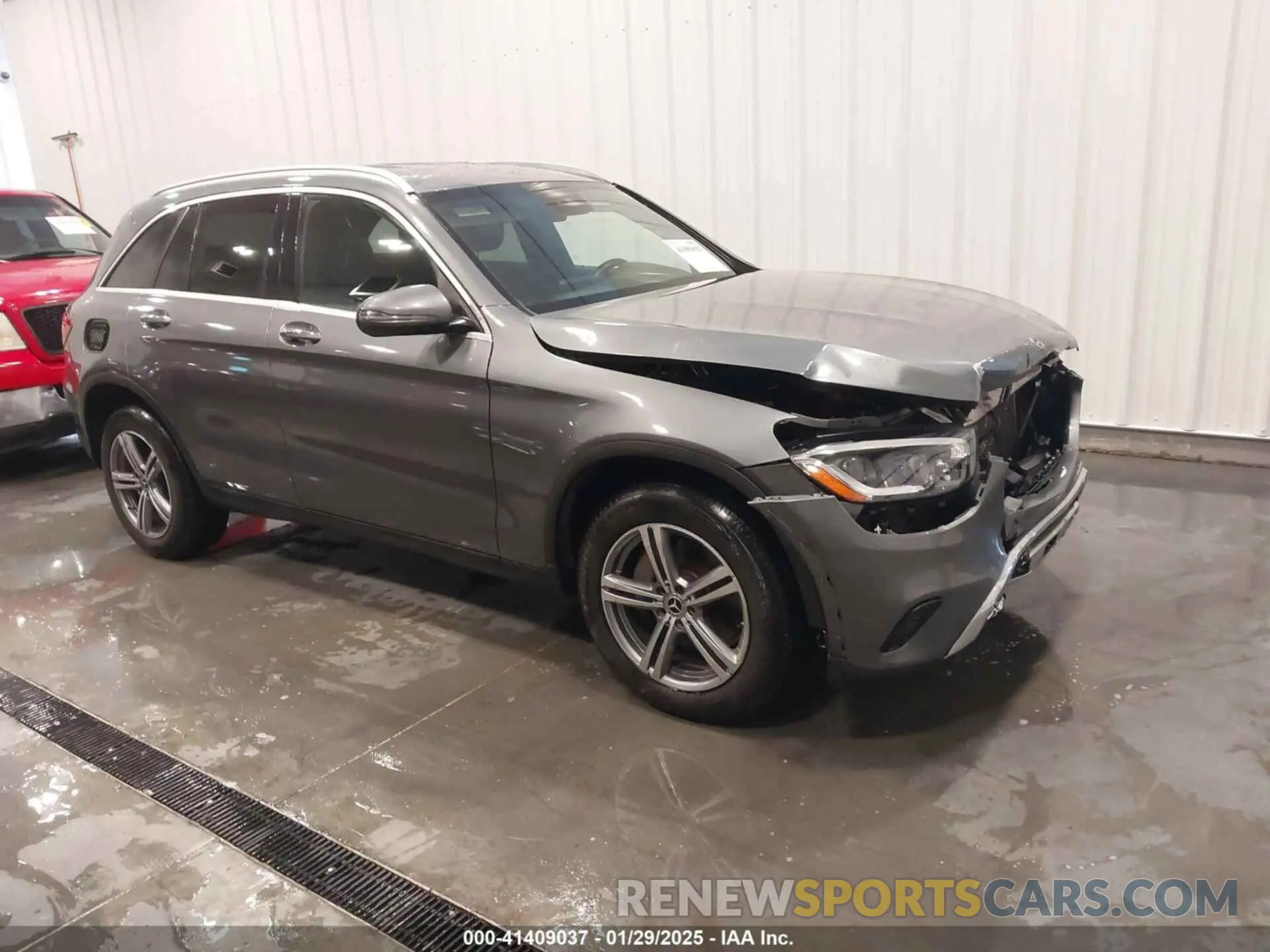 1 Photograph of a damaged car W1N0G8EB1MF867732 MERCEDES-BENZ GLC 300 2021