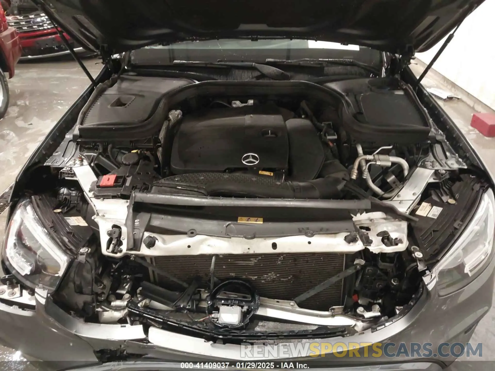 10 Photograph of a damaged car W1N0G8EB1MF867732 MERCEDES-BENZ GLC 300 2021