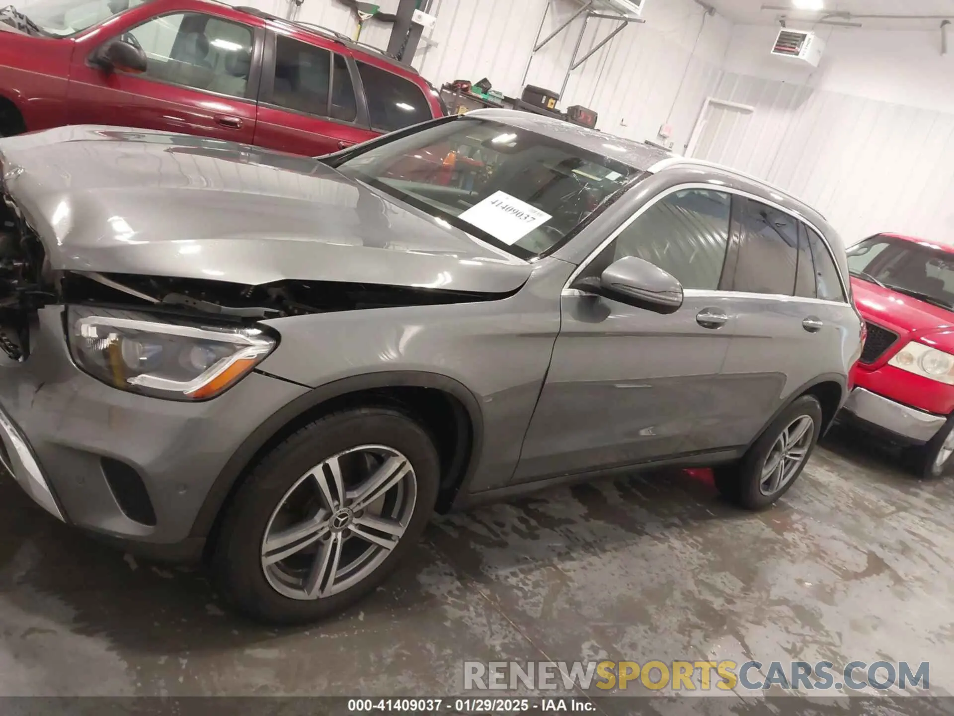 15 Photograph of a damaged car W1N0G8EB1MF867732 MERCEDES-BENZ GLC 300 2021