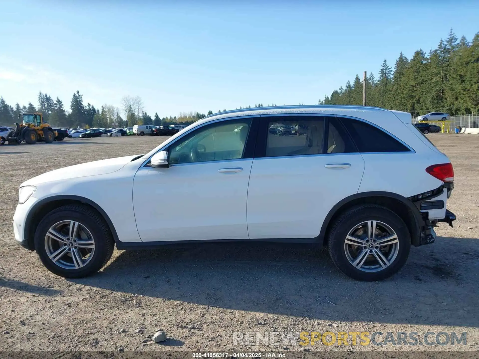 15 Photograph of a damaged car W1N0G8EB2MV272040 MERCEDES-BENZ GLC 300 2021