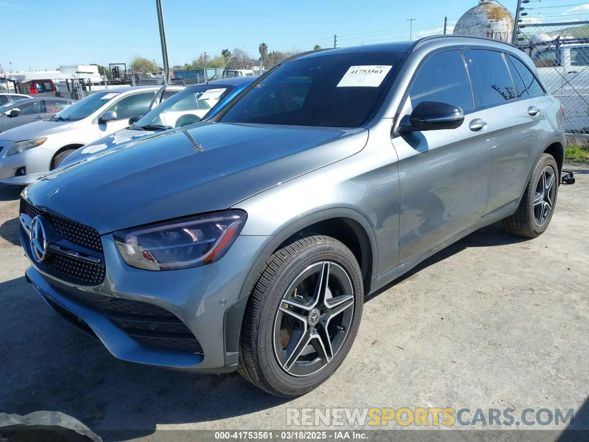 2 Photograph of a damaged car W1N0G8EB2MV283975 MERCEDES-BENZ GLC 300 2021