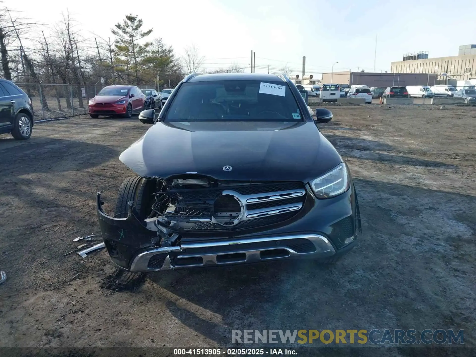 12 Photograph of a damaged car W1N0G8EB4MF923176 MERCEDES-BENZ GLC 300 2021