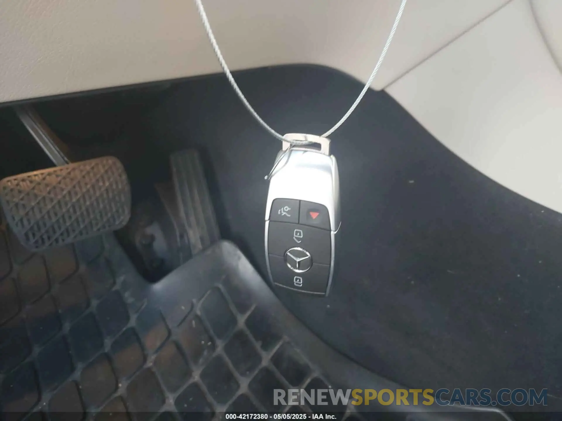 11 Photograph of a damaged car W1N0G8EB5MF924983 MERCEDES-BENZ GLC 300 2021