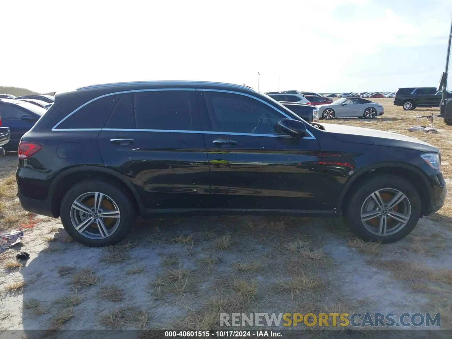 13 Photograph of a damaged car W1N0G8EB6MF976865 MERCEDES-BENZ GLC 300 2021