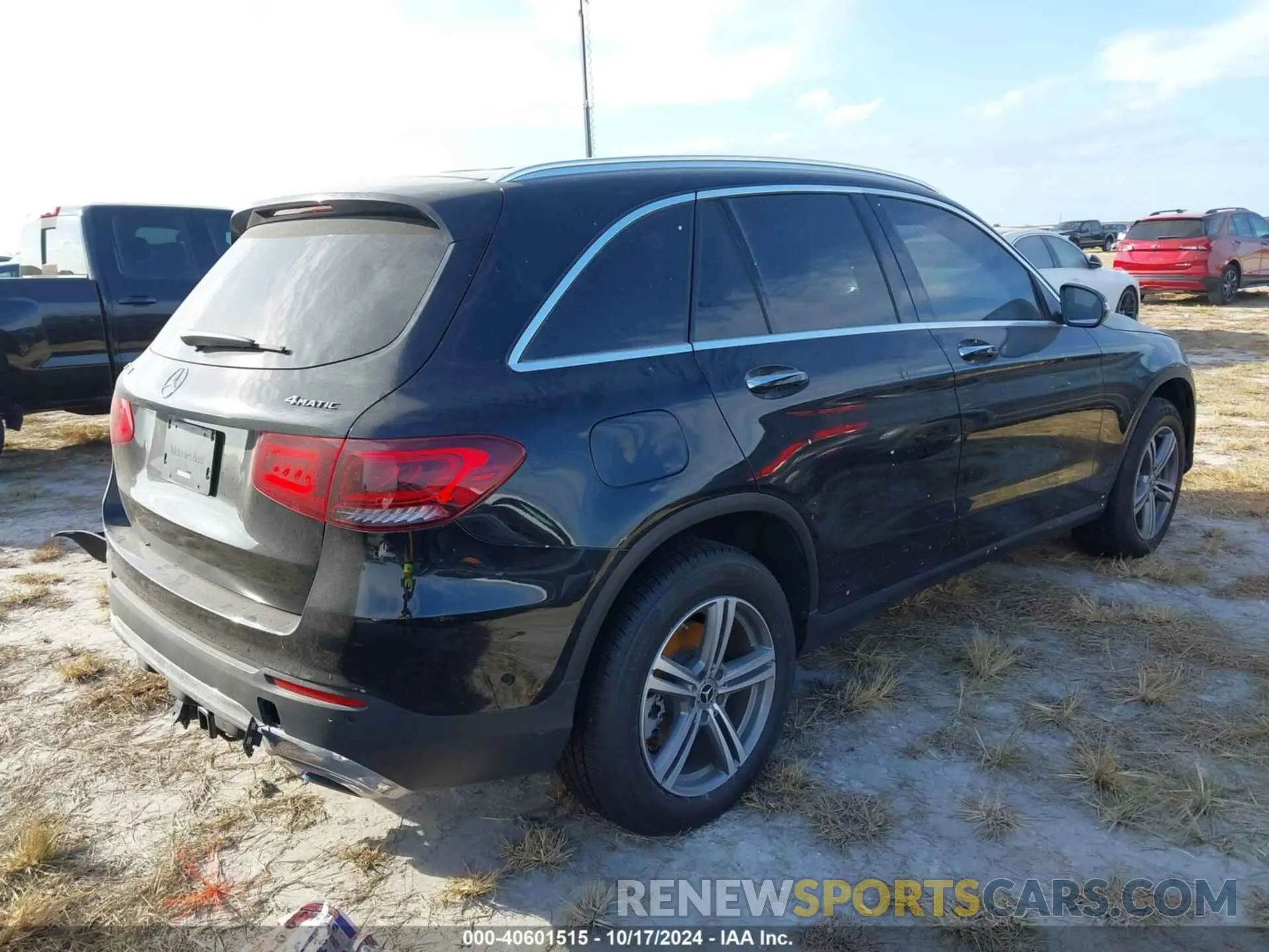 4 Photograph of a damaged car W1N0G8EB6MF976865 MERCEDES-BENZ GLC 300 2021