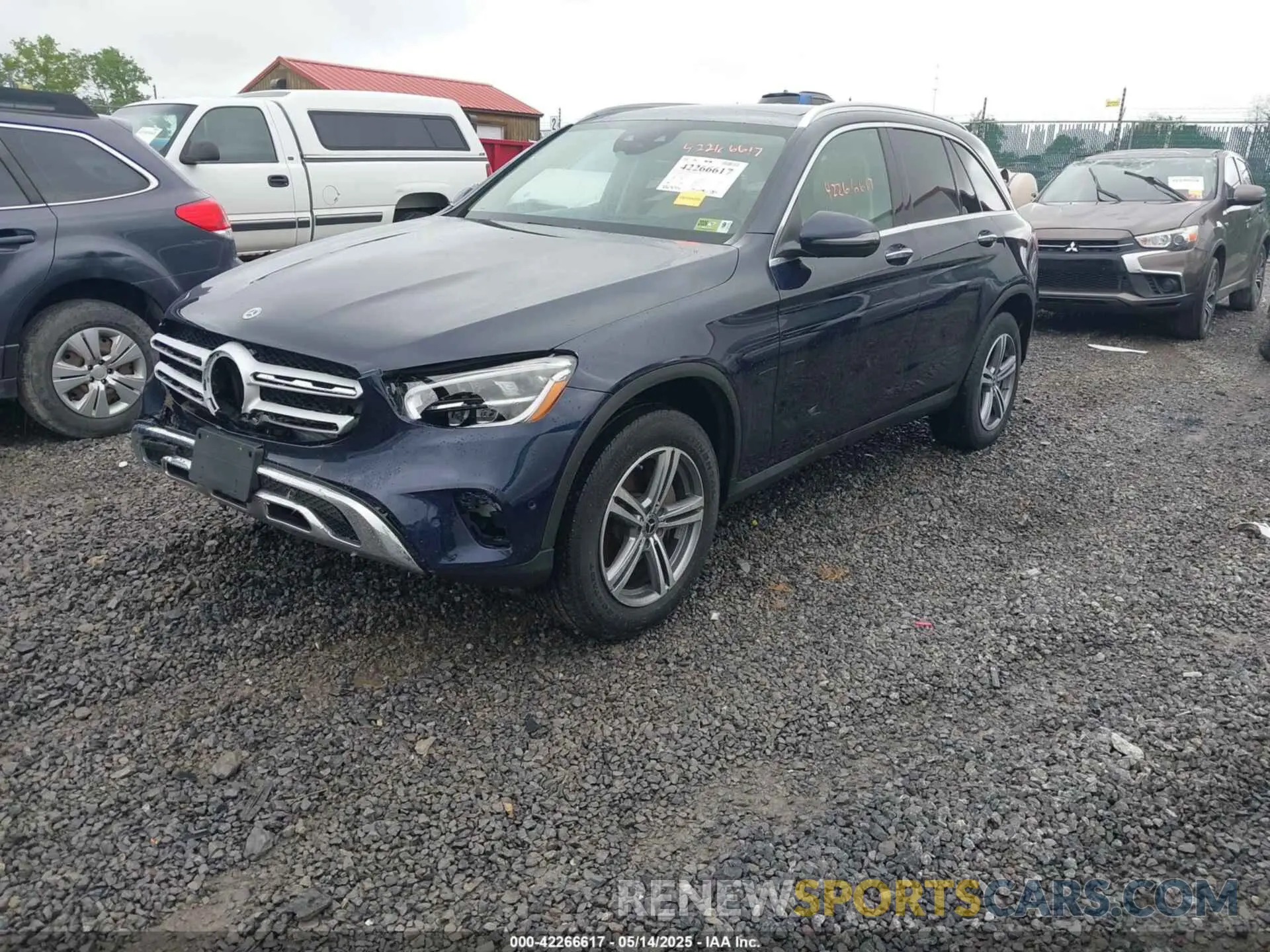2 Photograph of a damaged car W1N0G8EB7MF919817 MERCEDES-BENZ GLC 300 2021