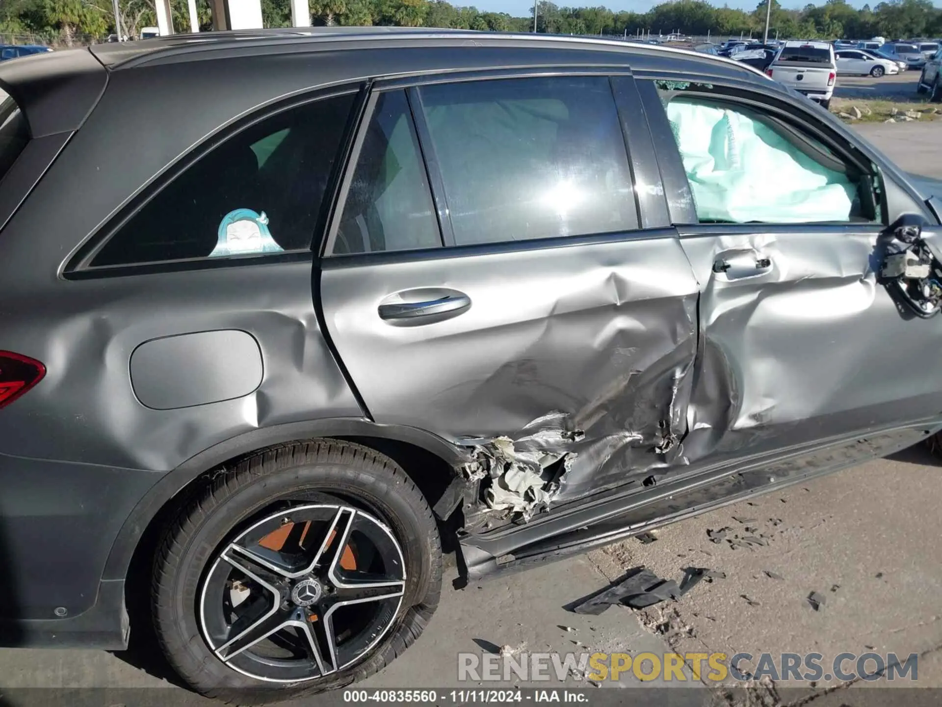 6 Photograph of a damaged car W1N0G8EB9MF872015 MERCEDES-BENZ GLC 300 2021