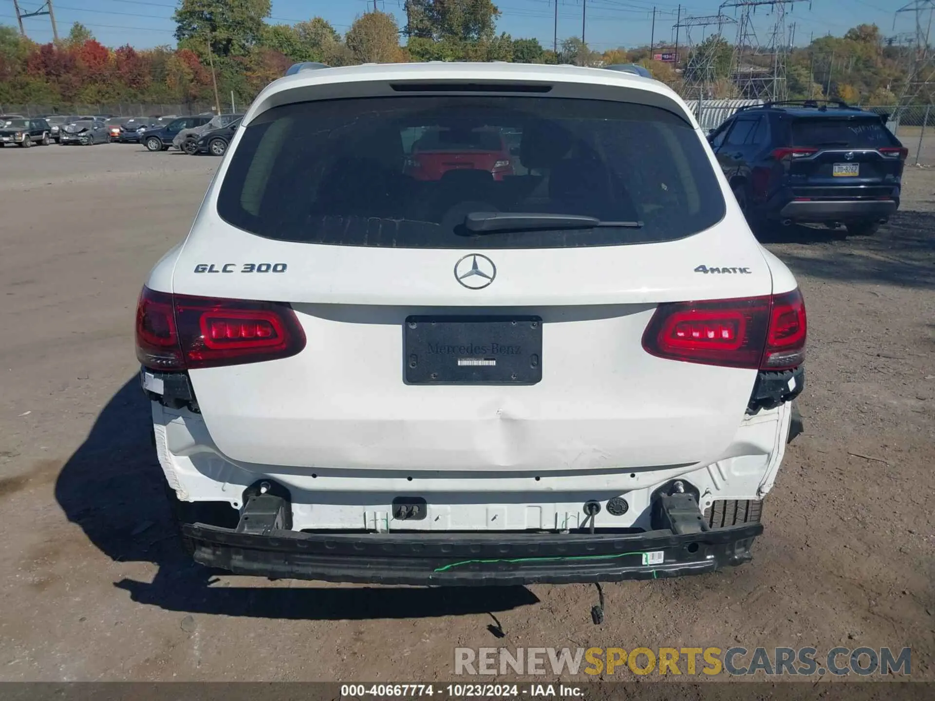 17 Photograph of a damaged car W1N0G8EB9MG012030 MERCEDES-BENZ GLC 300 2021