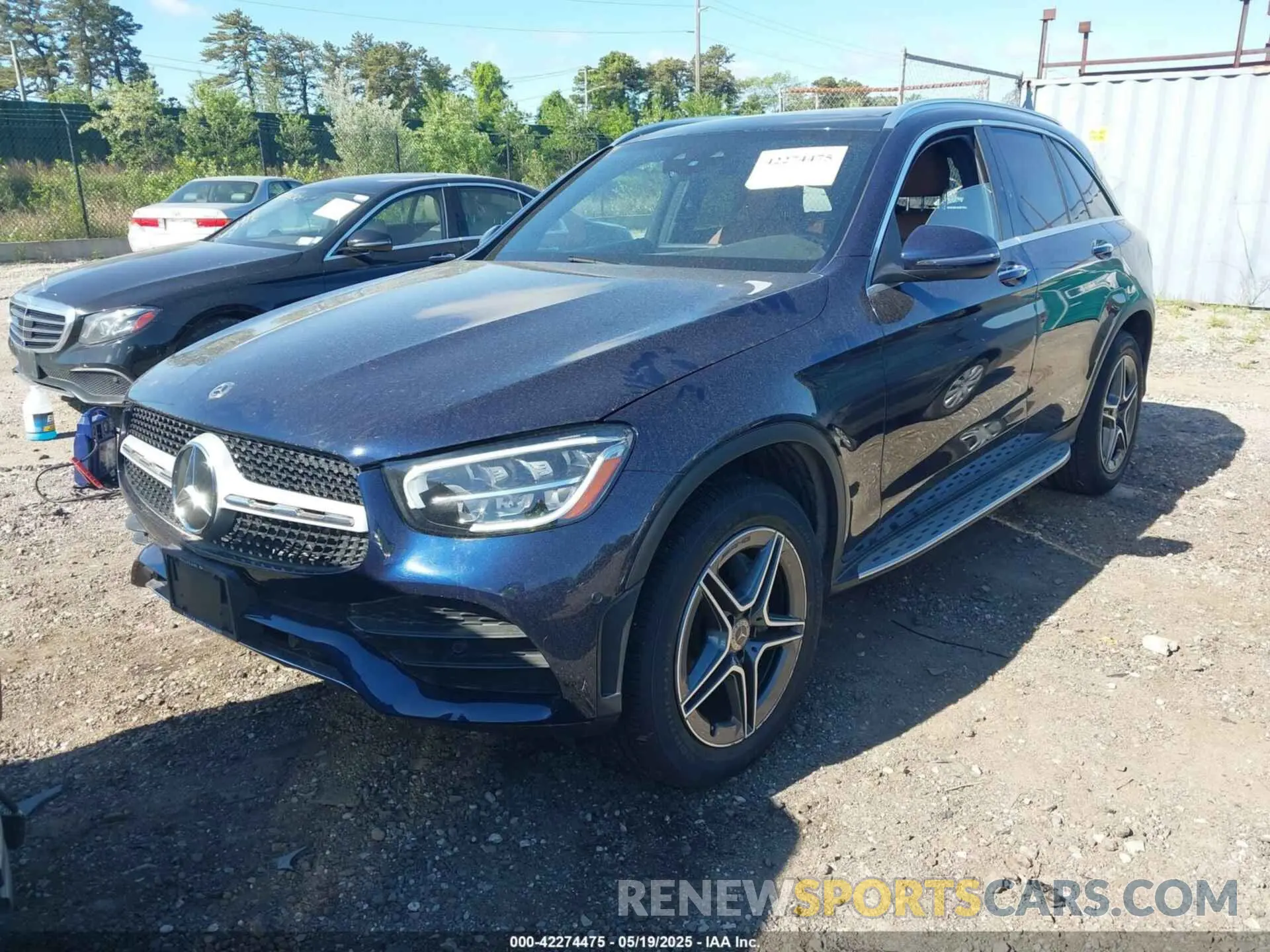 2 Photograph of a damaged car W1N0G8EBXMF891611 MERCEDES-BENZ GLC 300 2021