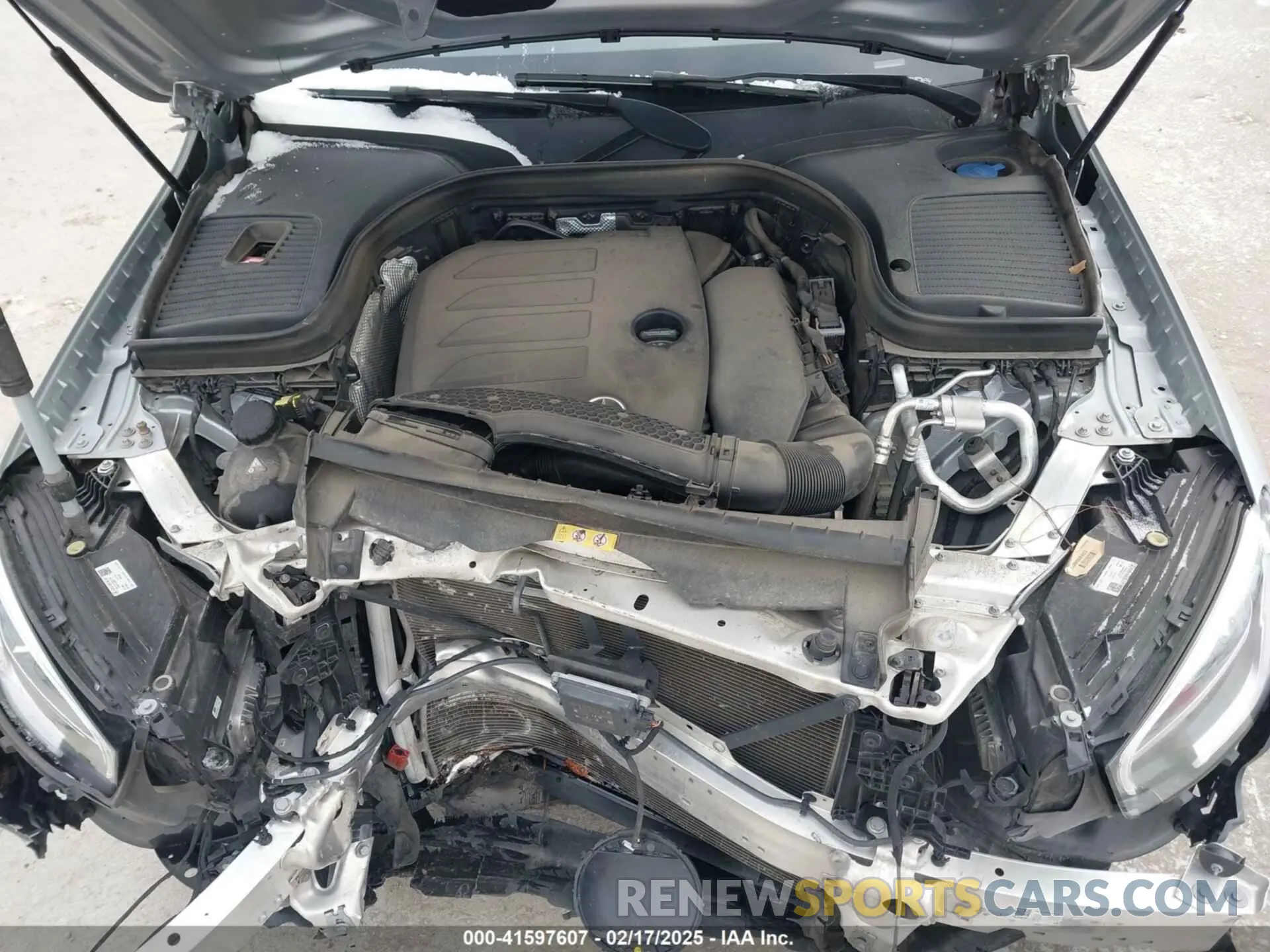 10 Photograph of a damaged car W1N0G8EBXMF965111 MERCEDES-BENZ GLC 300 2021