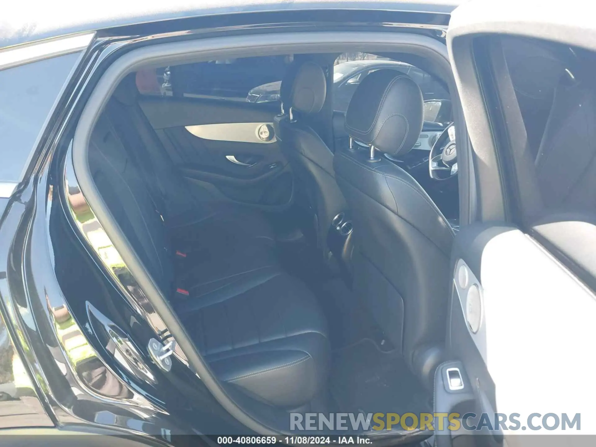 8 Photograph of a damaged car W1N0J8EB1MF926702 MERCEDES-BENZ GLC 300 2021