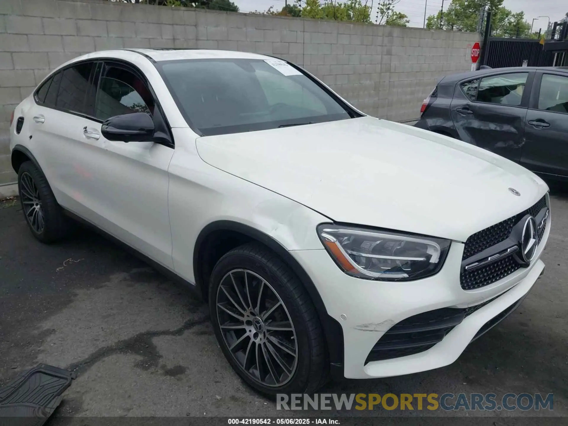 1 Photograph of a damaged car W1N0J8EB2MG007771 MERCEDES-BENZ GLC 300 2021
