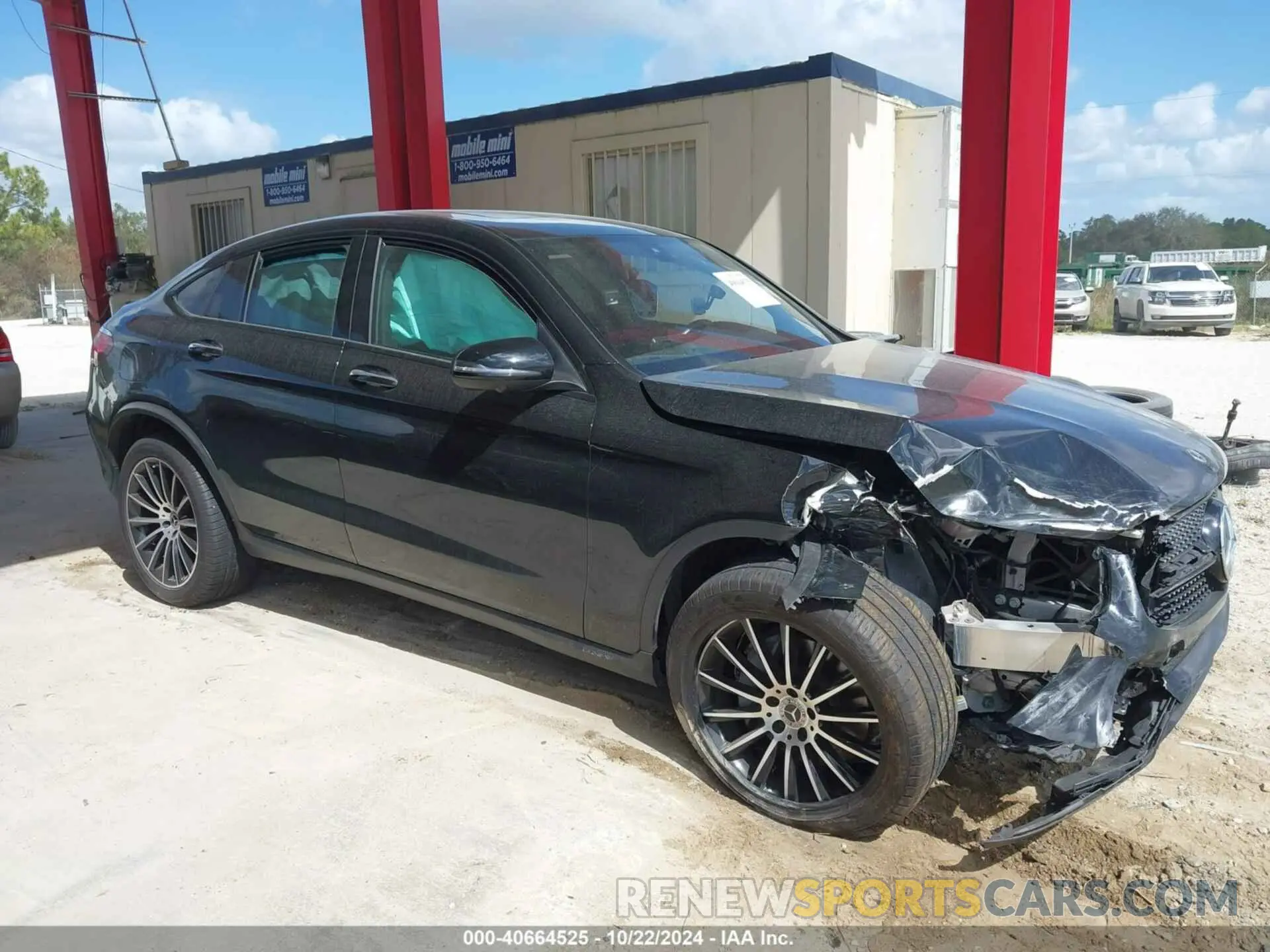 12 Photograph of a damaged car W1N0J8EB4MF877463 MERCEDES-BENZ GLC 300 2021