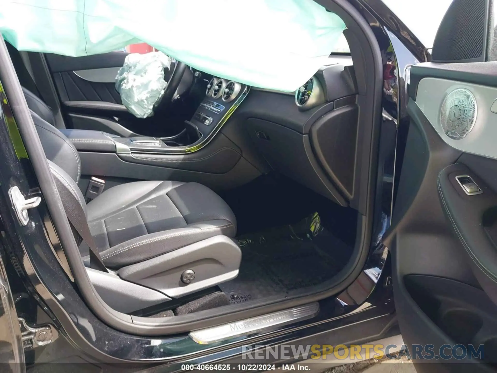 5 Photograph of a damaged car W1N0J8EB4MF877463 MERCEDES-BENZ GLC 300 2021