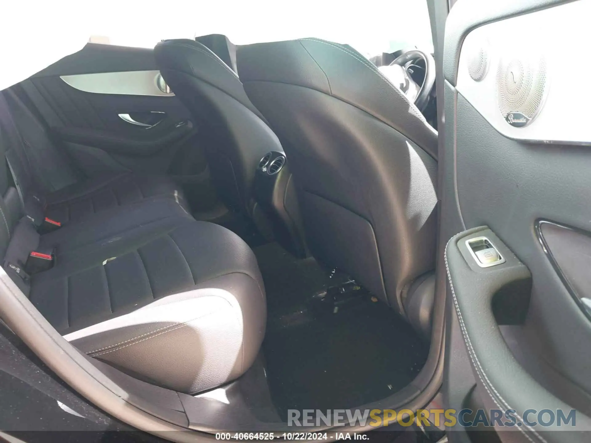 8 Photograph of a damaged car W1N0J8EB4MF877463 MERCEDES-BENZ GLC 300 2021