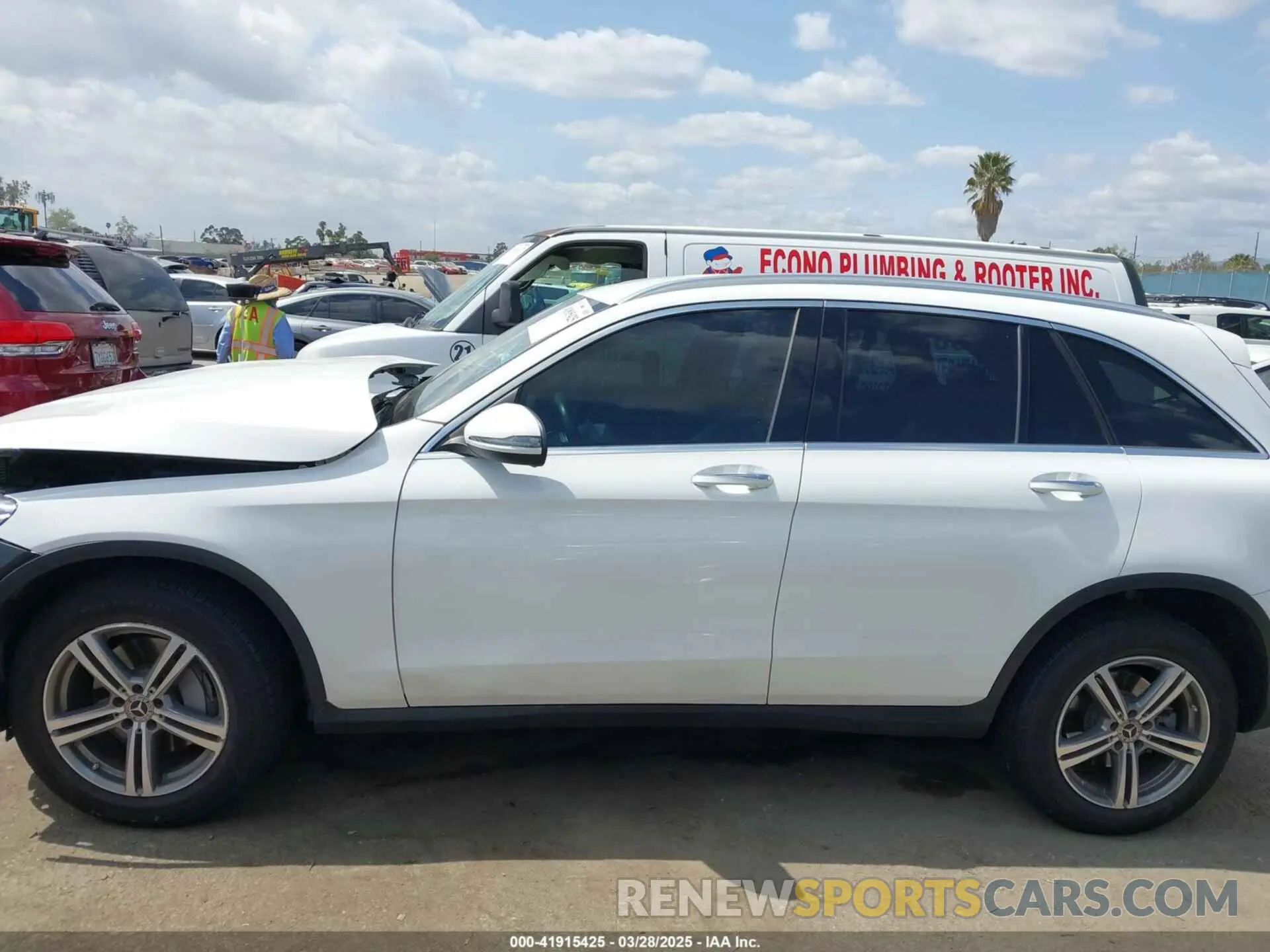 15 Photograph of a damaged car W1N0G8DB0NV344579 MERCEDES-BENZ GLC 300 2022