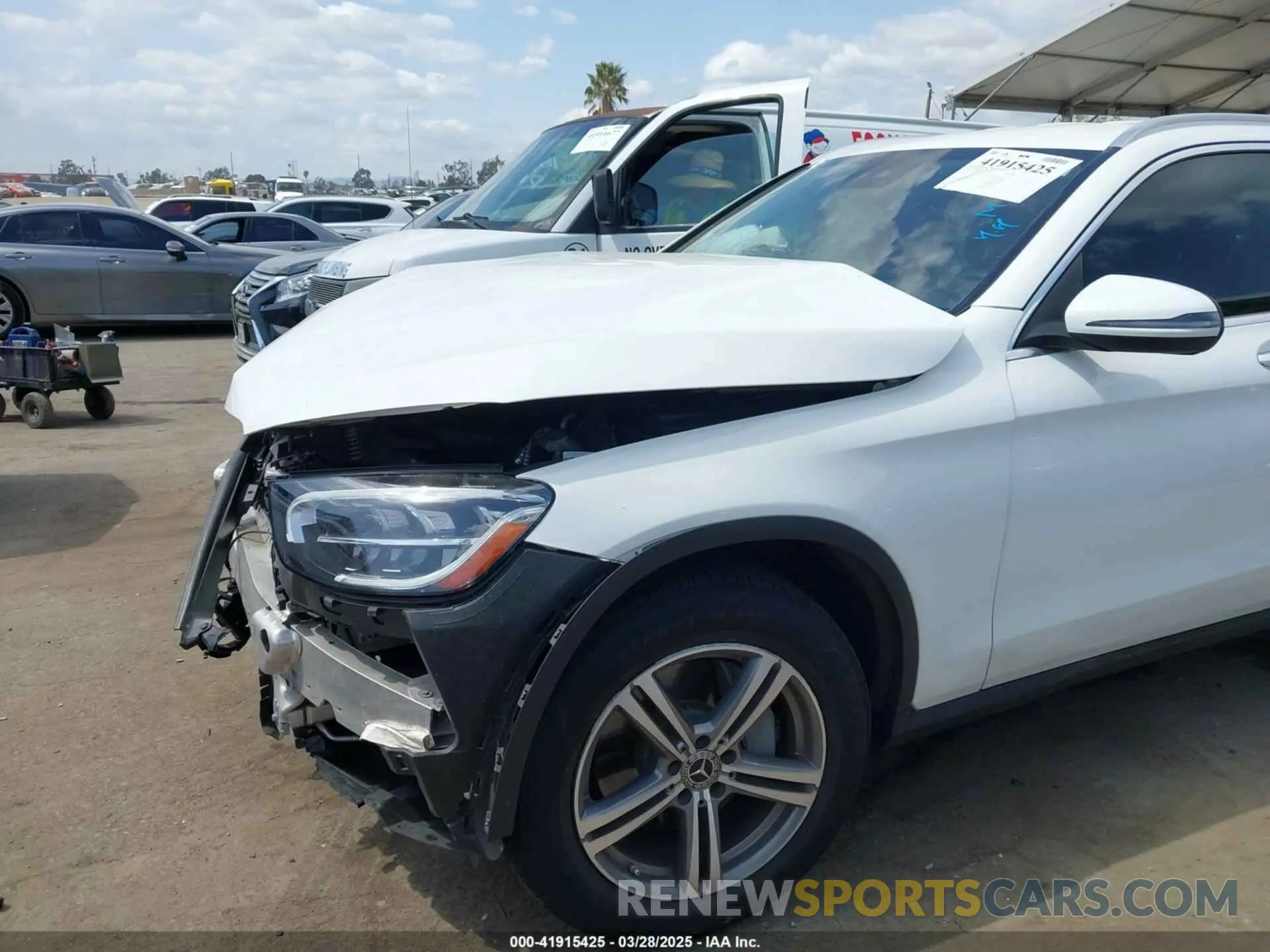 6 Photograph of a damaged car W1N0G8DB0NV344579 MERCEDES-BENZ GLC 300 2022