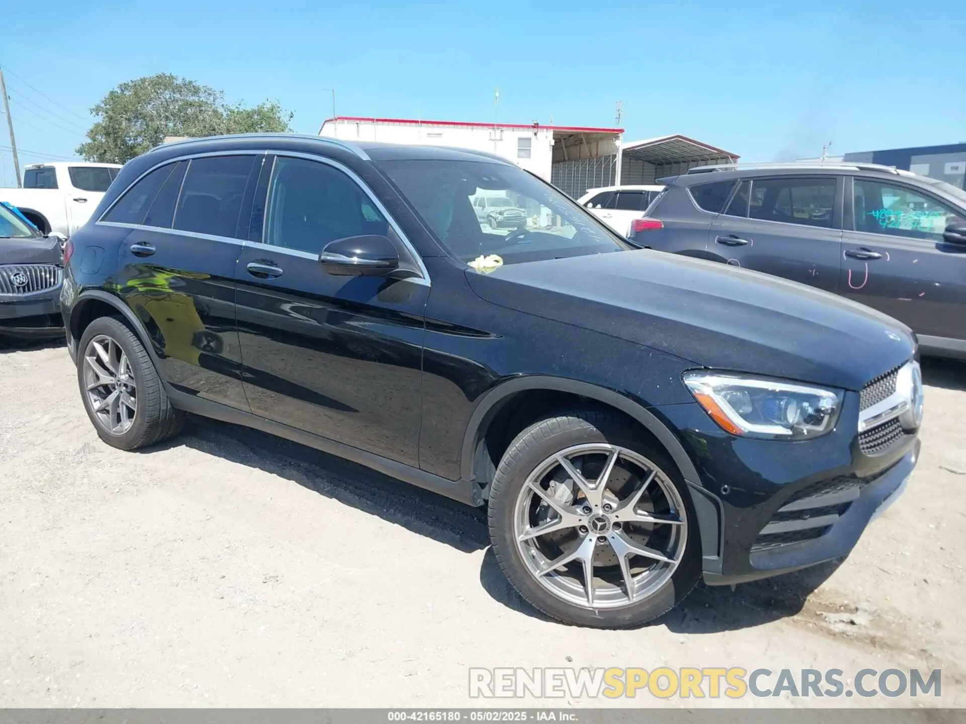 1 Photograph of a damaged car W1N0G8DB0NV346185 MERCEDES-BENZ GLC 300 2022