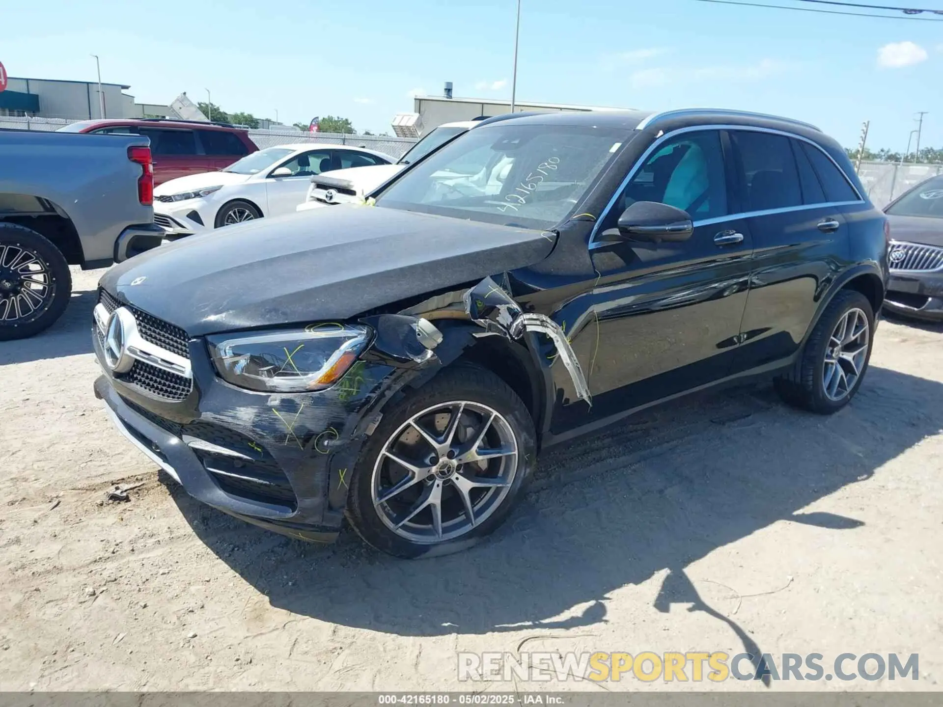 2 Photograph of a damaged car W1N0G8DB0NV346185 MERCEDES-BENZ GLC 300 2022