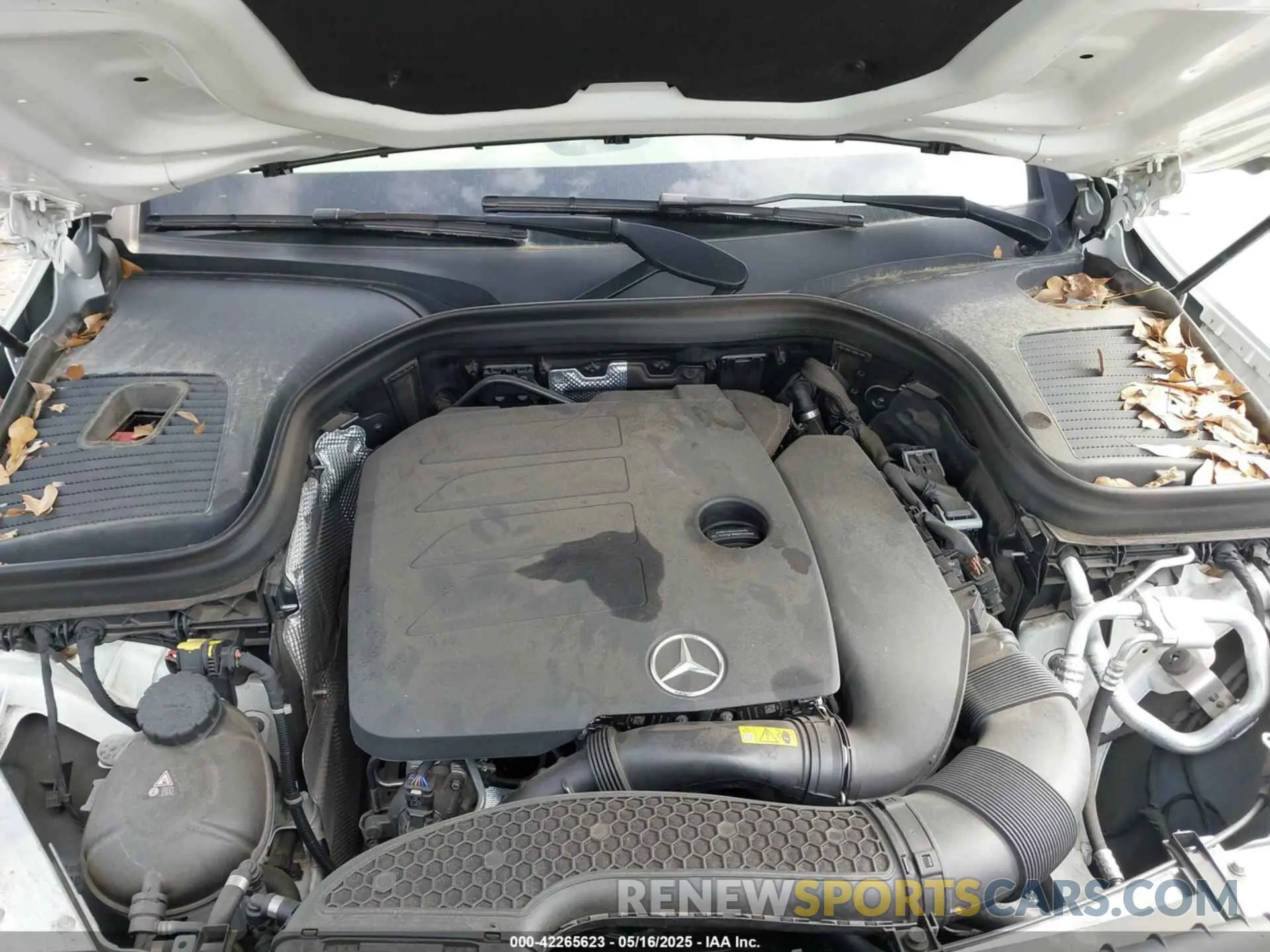 10 Photograph of a damaged car W1N0G8DB1NG117535 MERCEDES-BENZ GLC 300 2022
