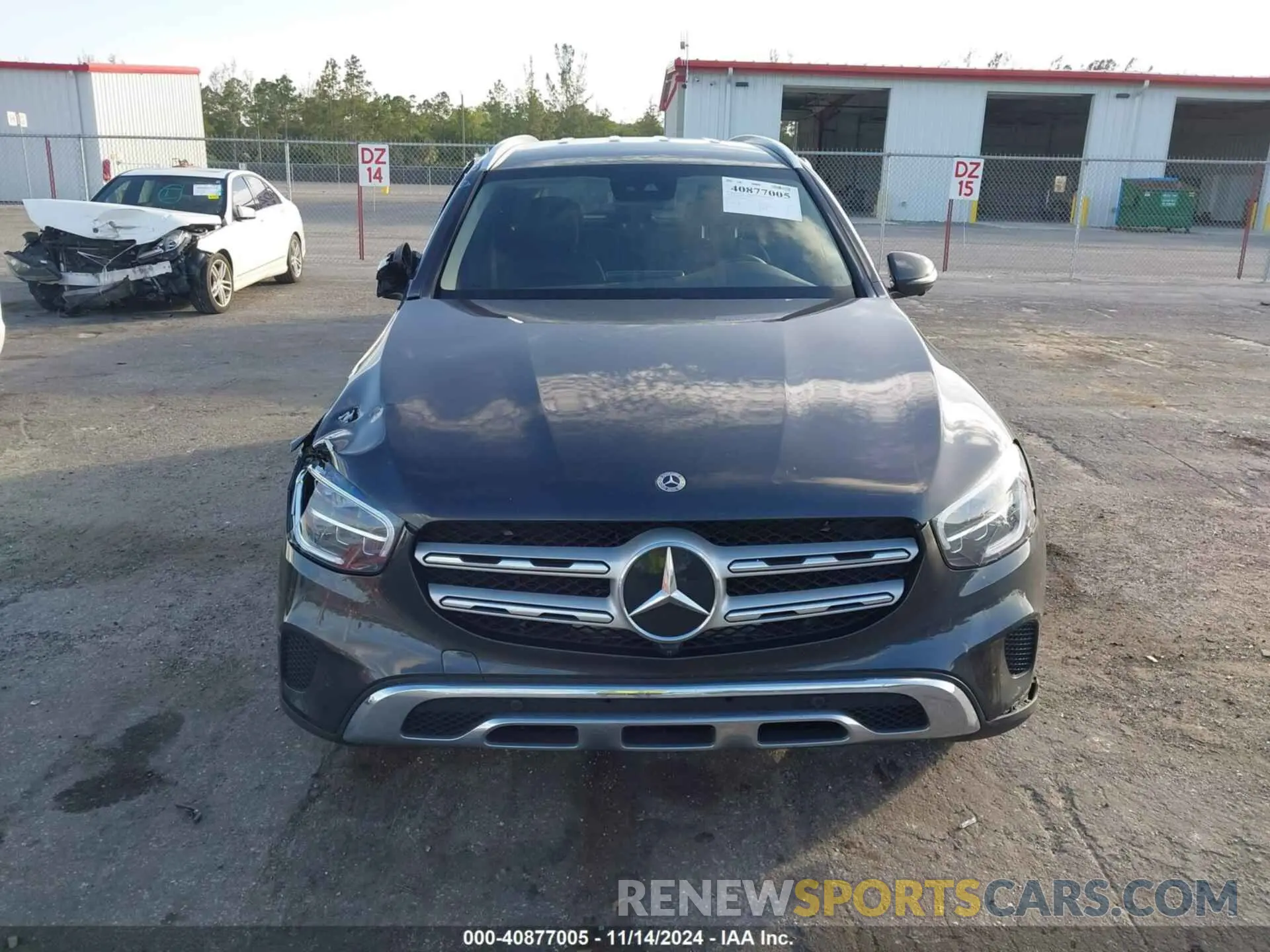 12 Photograph of a damaged car W1N0G8DB1NV386243 MERCEDES-BENZ GLC 300 2022