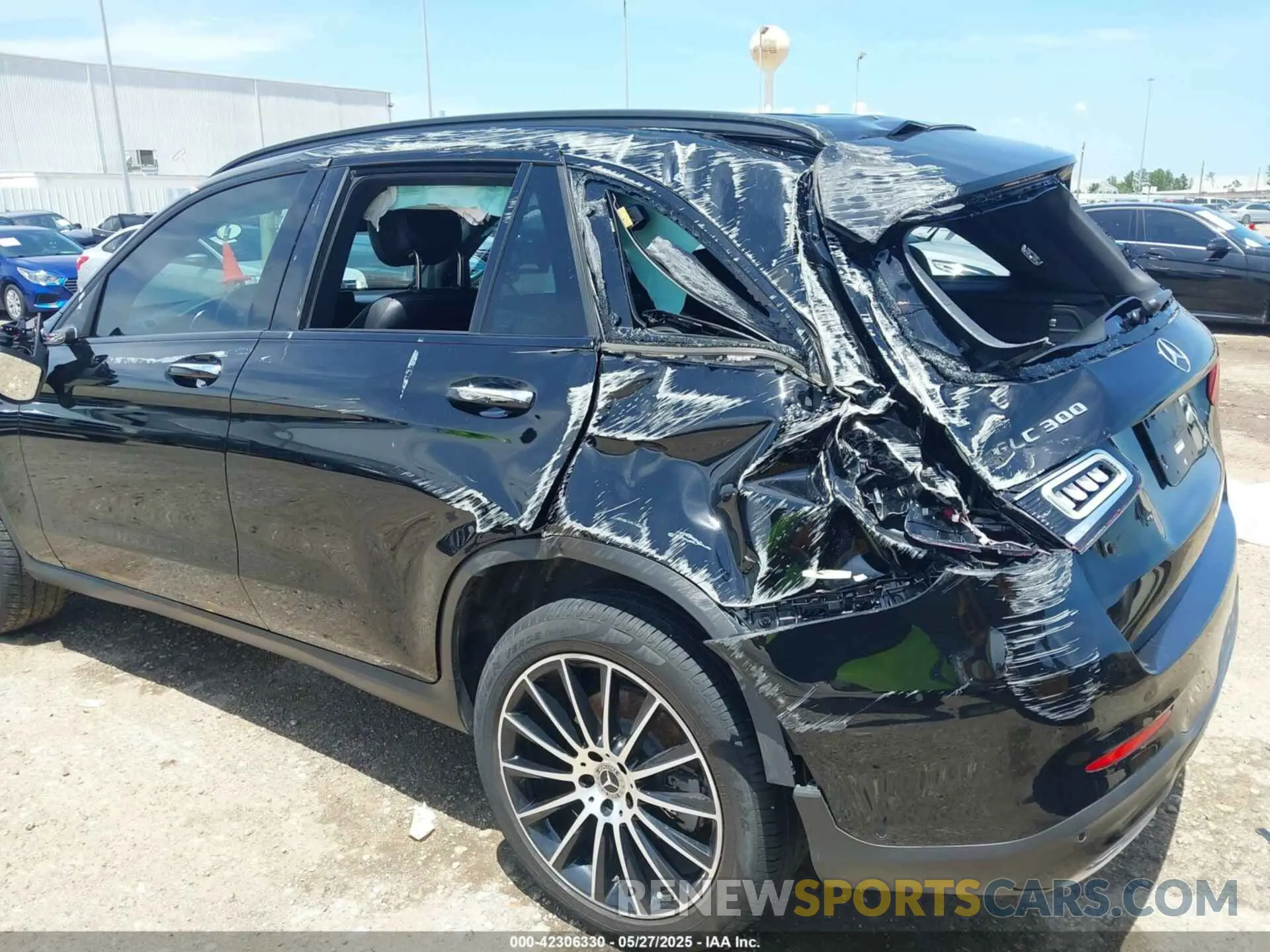 6 Photograph of a damaged car W1N0G8DB3NG120940 MERCEDES-BENZ GLC 300 2022