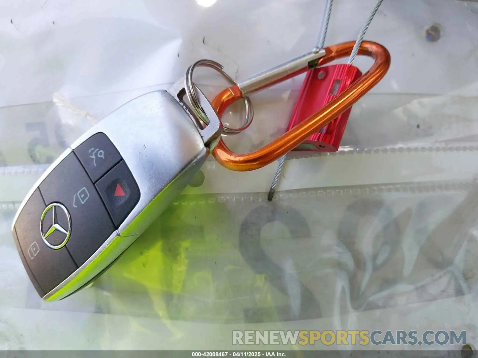 11 Photograph of a damaged car W1N0G8DB3NV327355 MERCEDES-BENZ GLC 300 2022