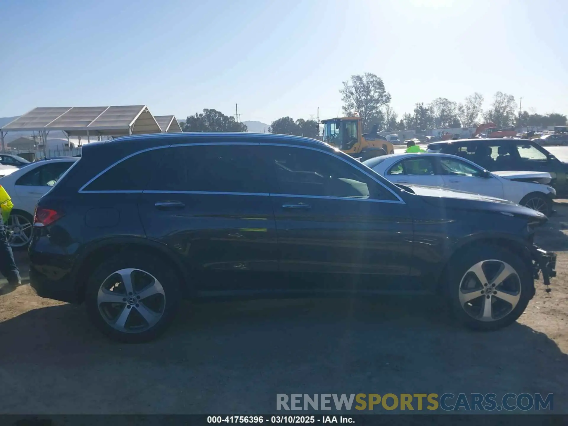 14 Photograph of a damaged car W1N0G8DB4NG054477 MERCEDES-BENZ GLC 300 2022