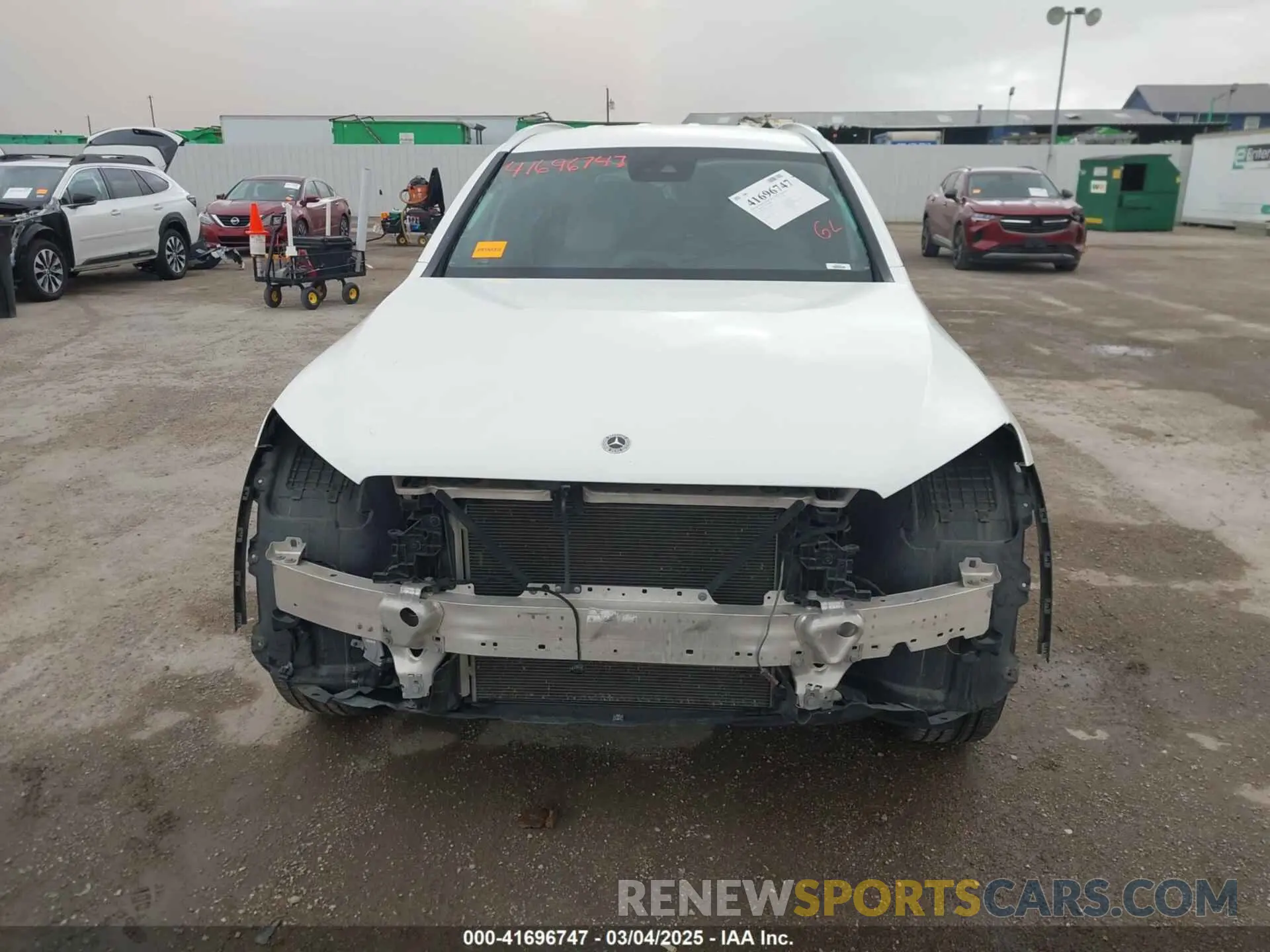 13 Photograph of a damaged car W1N0G8DB5NV398640 MERCEDES-BENZ GLC 300 2022