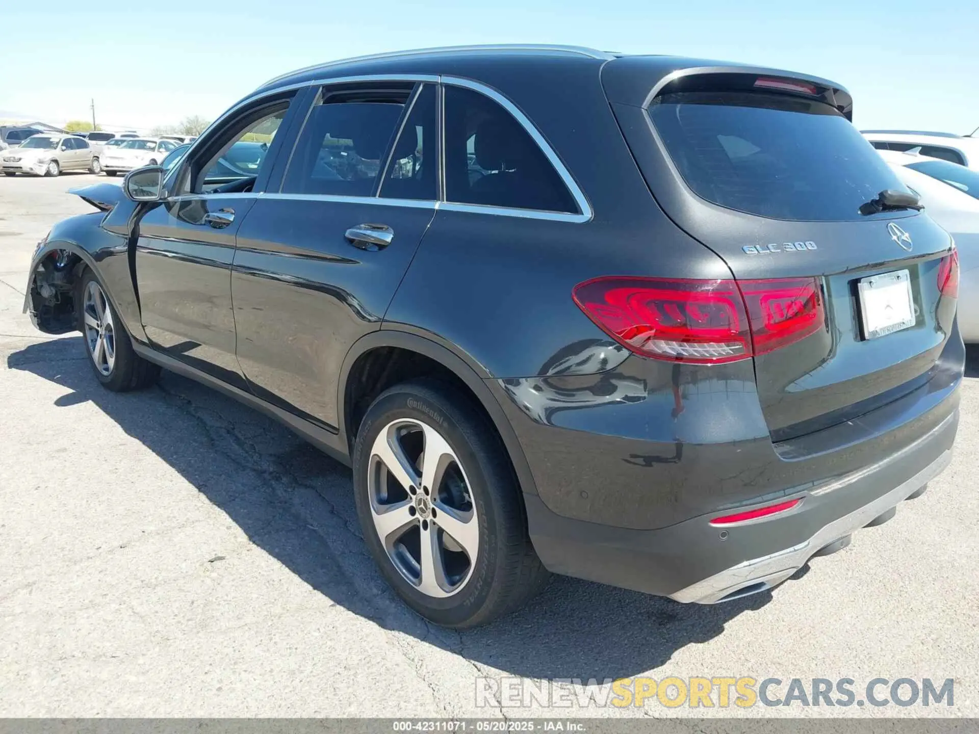 3 Photograph of a damaged car W1N0G8DB7NG112565 MERCEDES-BENZ GLC 300 2022