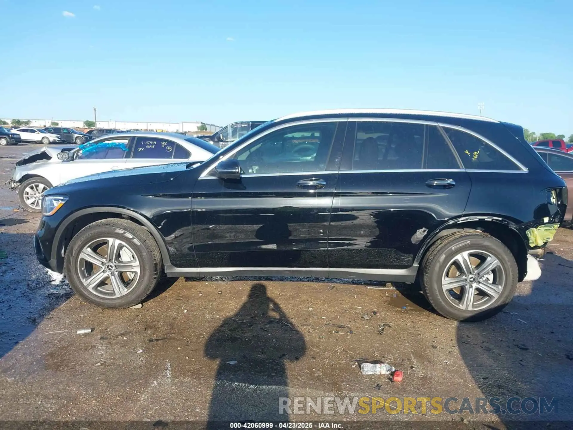 15 Photograph of a damaged car W1N0G8DB7NV394945 MERCEDES-BENZ GLC 300 2022