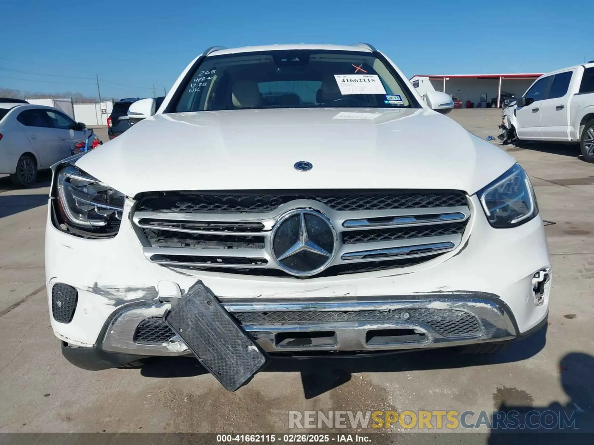 11 Photograph of a damaged car W1N0G8DB8NV333653 MERCEDES-BENZ GLC 300 2022