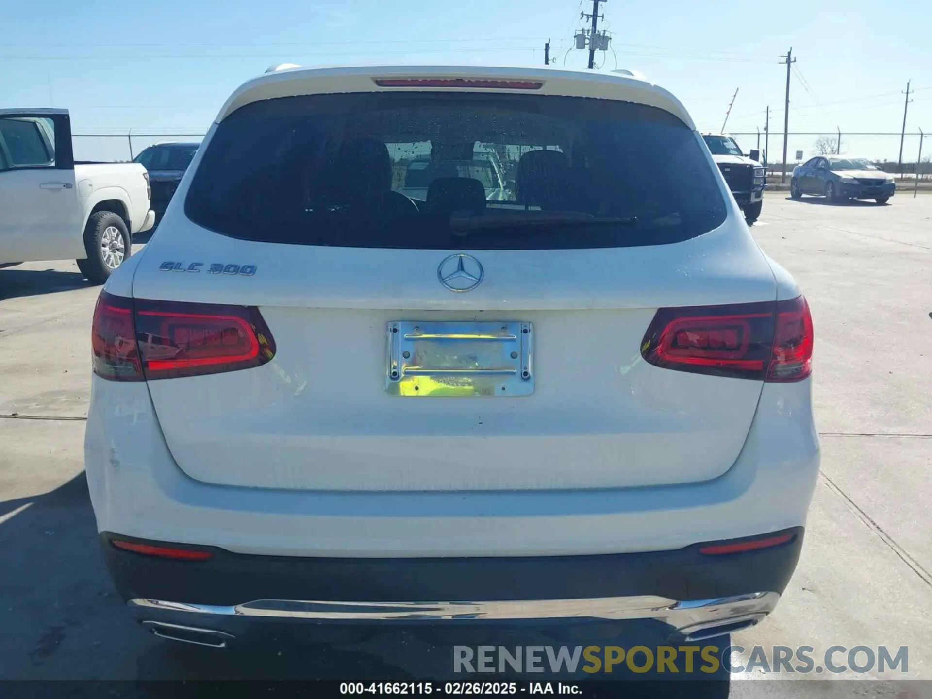 15 Photograph of a damaged car W1N0G8DB8NV333653 MERCEDES-BENZ GLC 300 2022