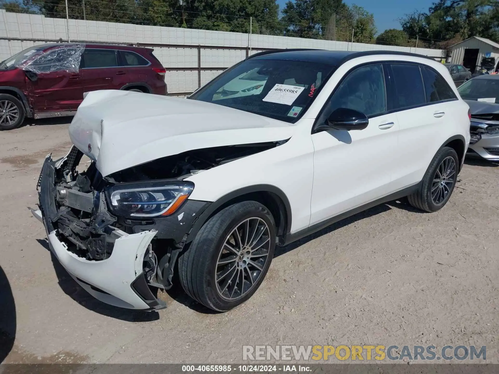2 Photograph of a damaged car W1N0G8DB8NV353854 MERCEDES-BENZ GLC 300 2022