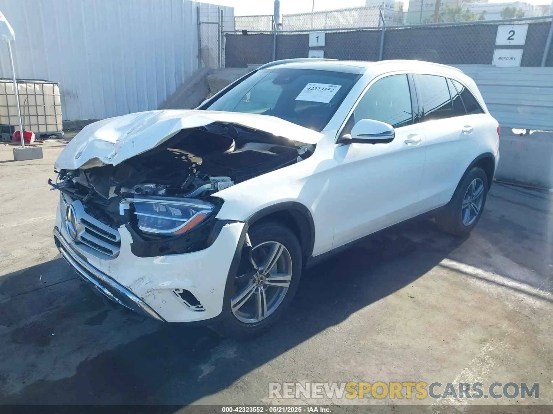 2 Photograph of a damaged car W1N0G8DB9NV398267 MERCEDES-BENZ GLC 300 2022