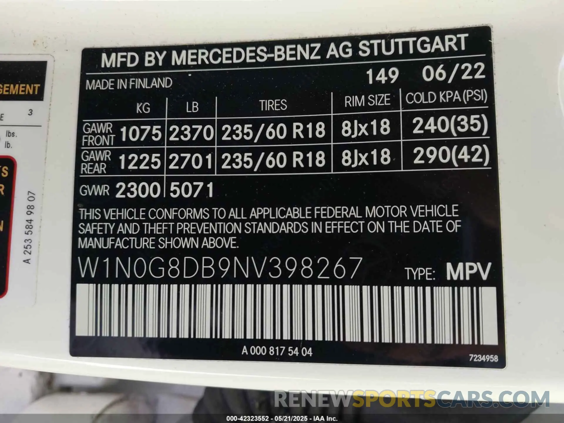 9 Photograph of a damaged car W1N0G8DB9NV398267 MERCEDES-BENZ GLC 300 2022