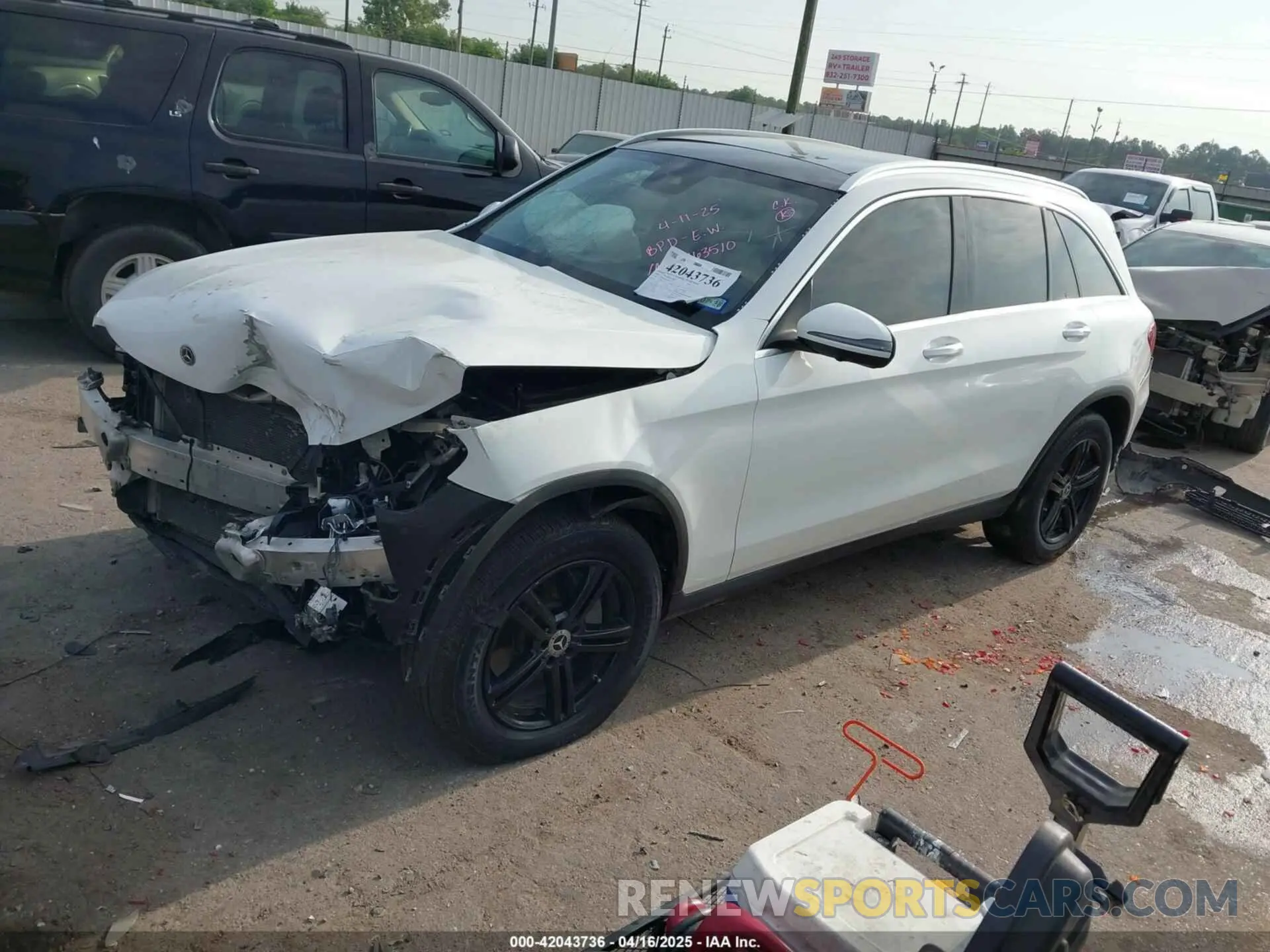 2 Photograph of a damaged car W1N0G8DBXNG032757 MERCEDES-BENZ GLC 300 2022