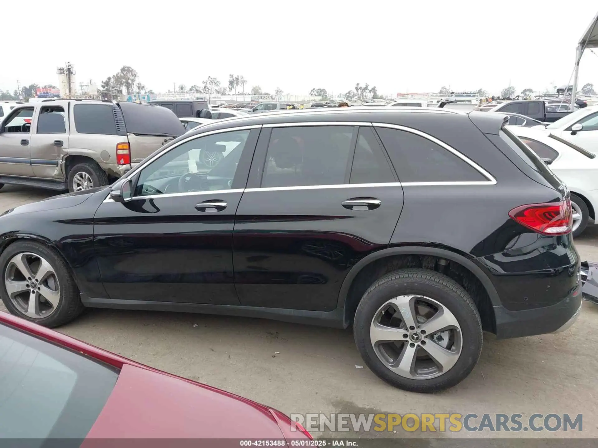 15 Photograph of a damaged car W1N0G8DBXNG110745 MERCEDES-BENZ GLC 300 2022