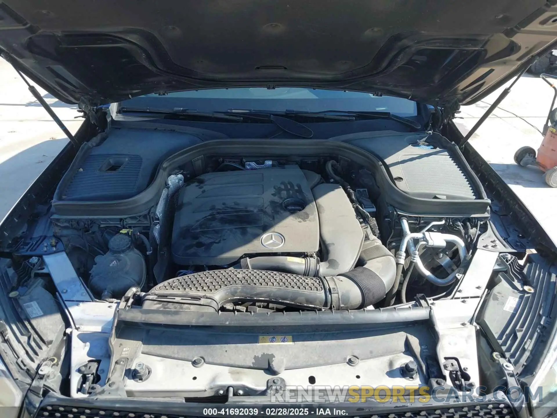10 Photograph of a damaged car W1N0G8DBXNV331676 MERCEDES-BENZ GLC 300 2022