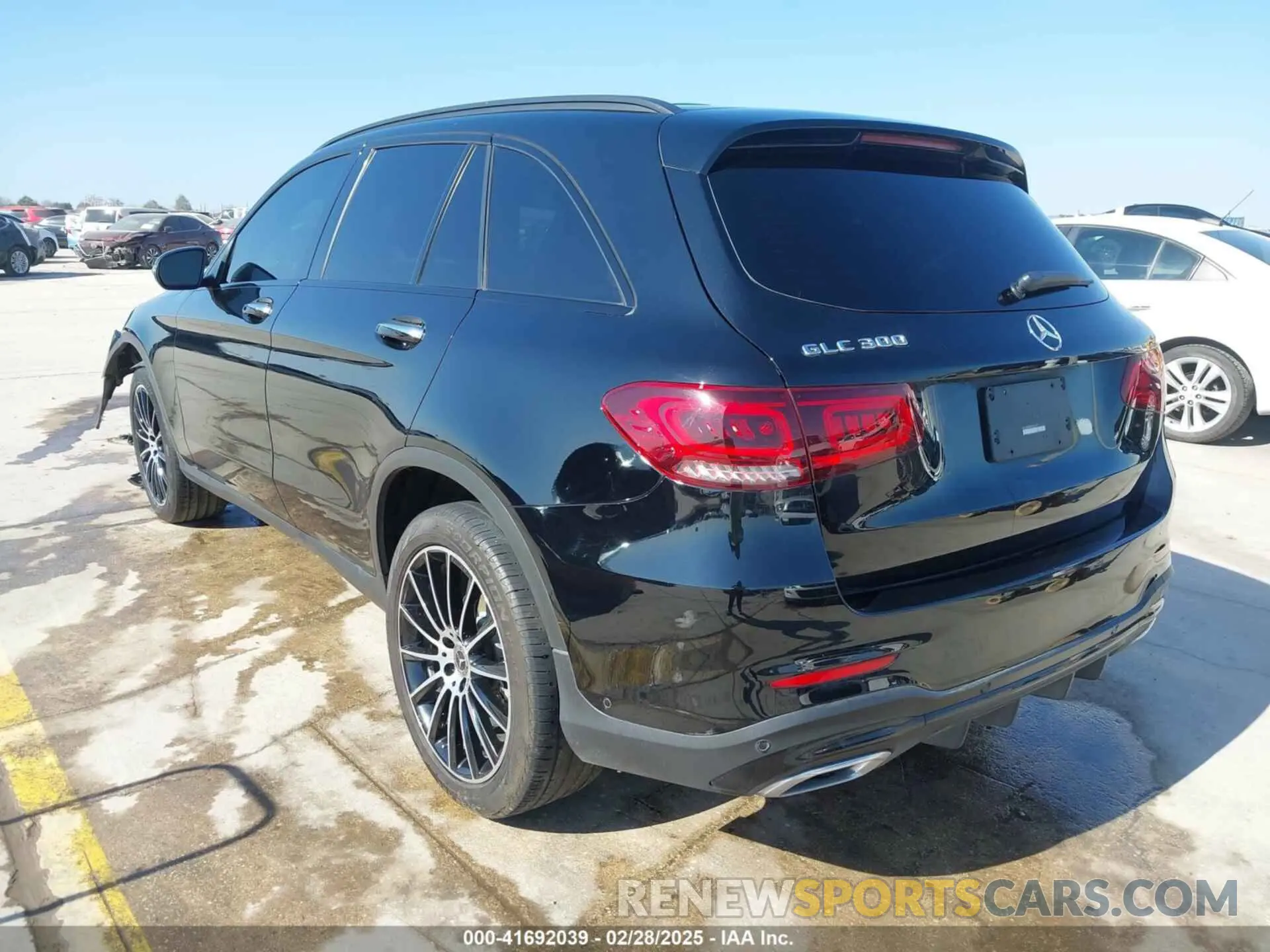 3 Photograph of a damaged car W1N0G8DBXNV331676 MERCEDES-BENZ GLC 300 2022