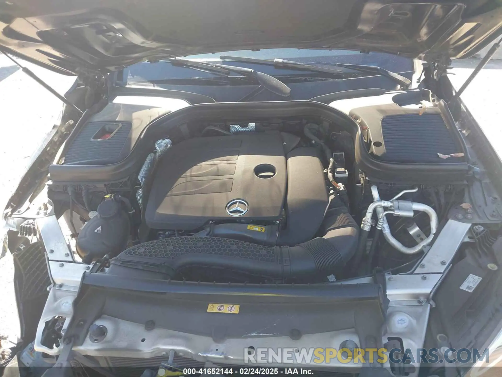 10 Photograph of a damaged car W1N0G8DBXNV360675 MERCEDES-BENZ GLC 300 2022